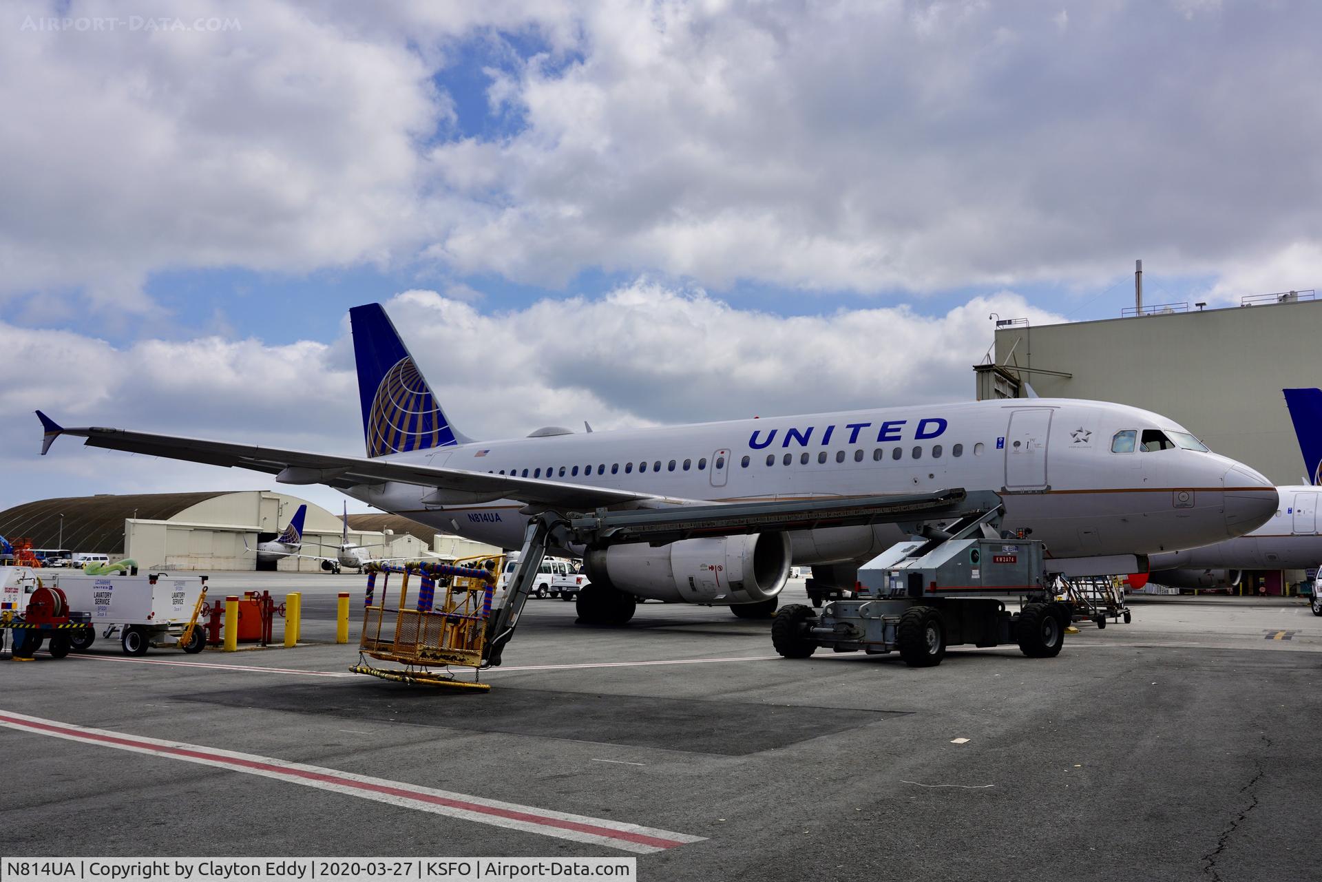 N814UA, 1998 Airbus A319-131 C/N 862, SFO 2020.