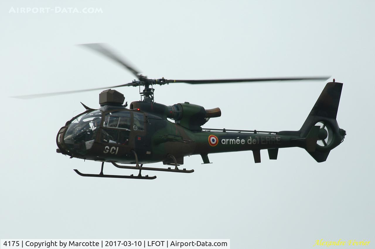 4175, Aérospatiale SA-342M Gazelle C/N 2175, On stopover. Civilian registration : F-MGCI.