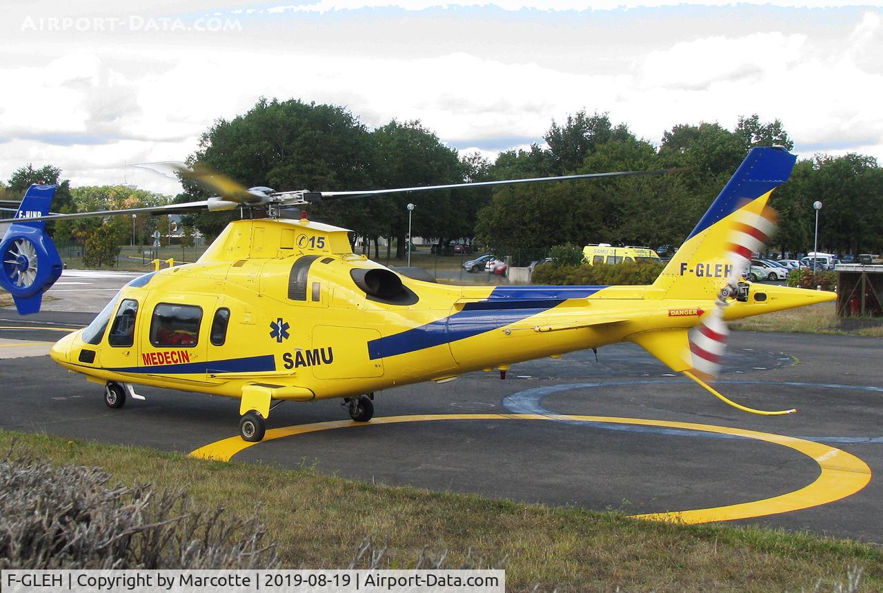 F-GLEH, Agusta A-109E Power C/N 11037, Trousseau hospital.