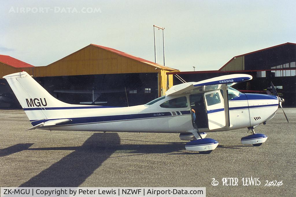 ZK-MGU, Cessna 182P Skylane C/N 18263111, G A MacPhee, Marton - 1998