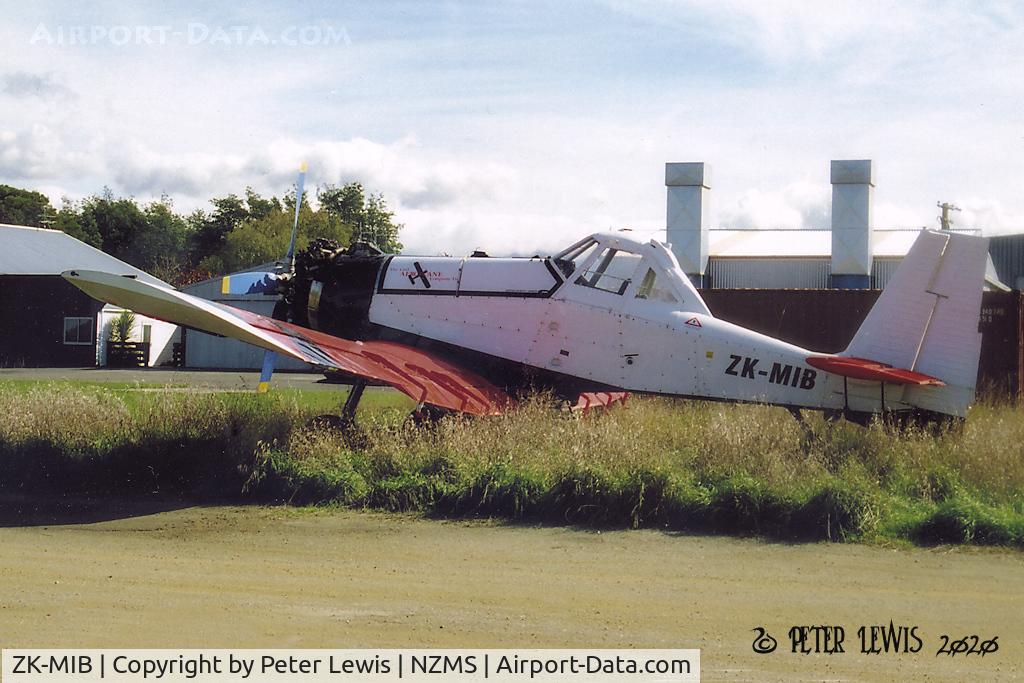 ZK-MIB, 1981 PZL-Mielec M-18B Dromader C/N 1Z006-05, The Little Aeroplane Co.Ltd., Masterton - 2006