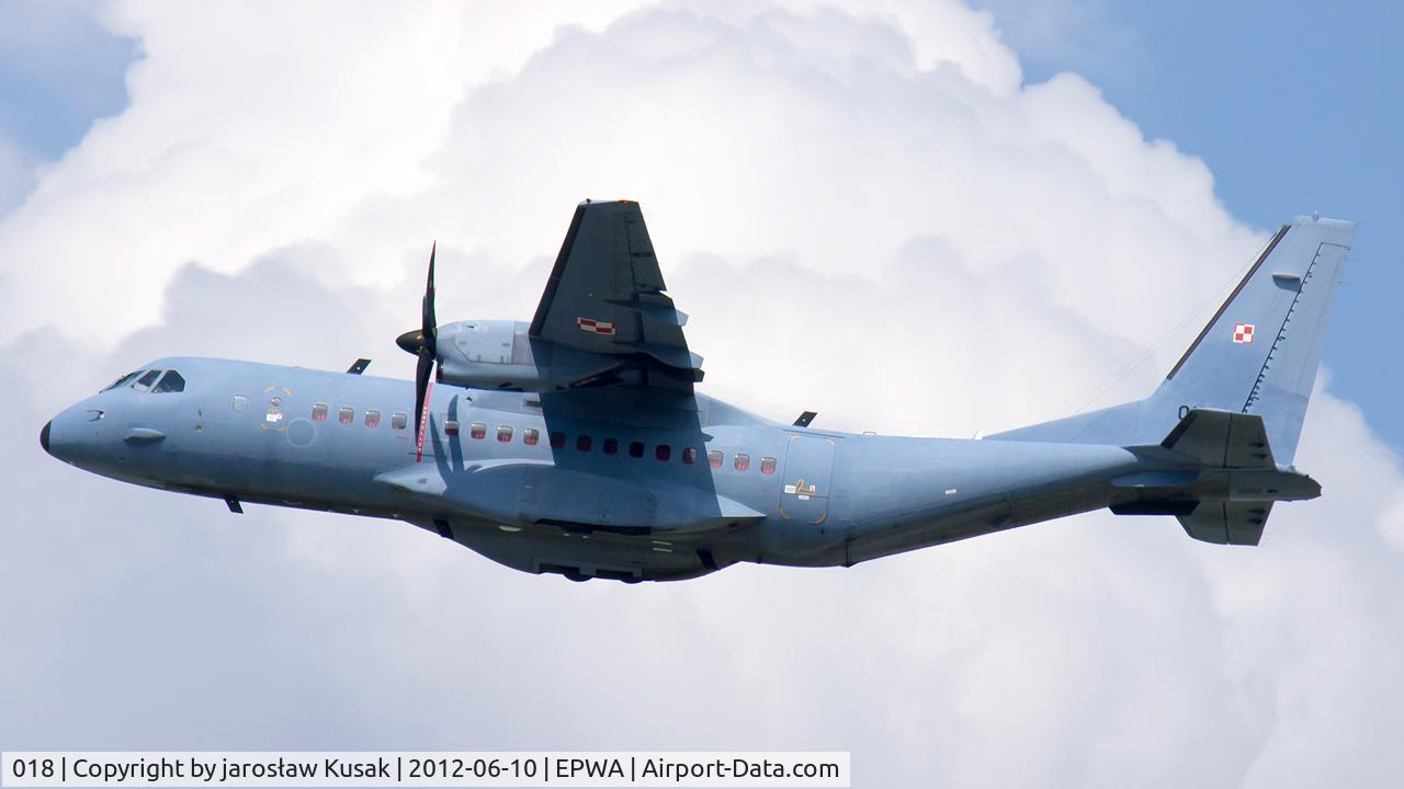 018, CASA C-295M C/N S-018, Start z Lotniska Chopina