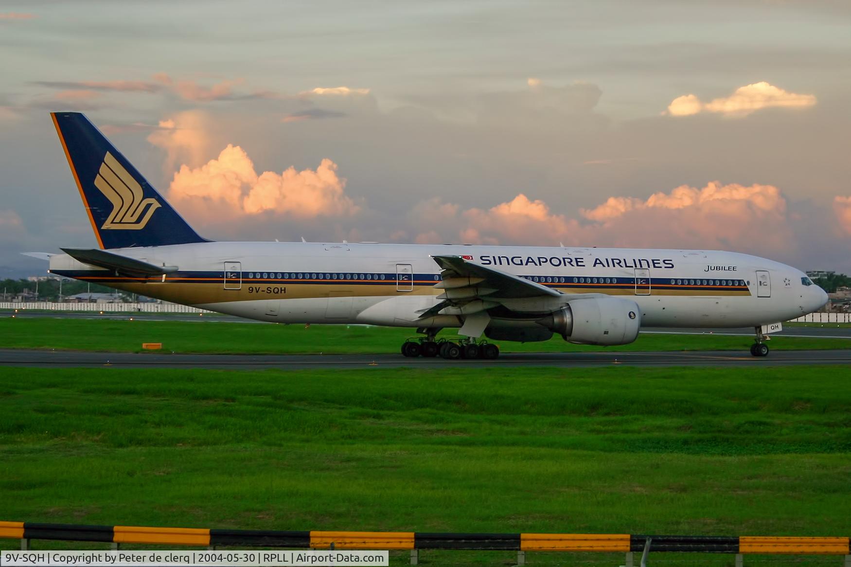 9V-SQH, 1999 Boeing 777-212/ER C/N 28519, philippines 2004