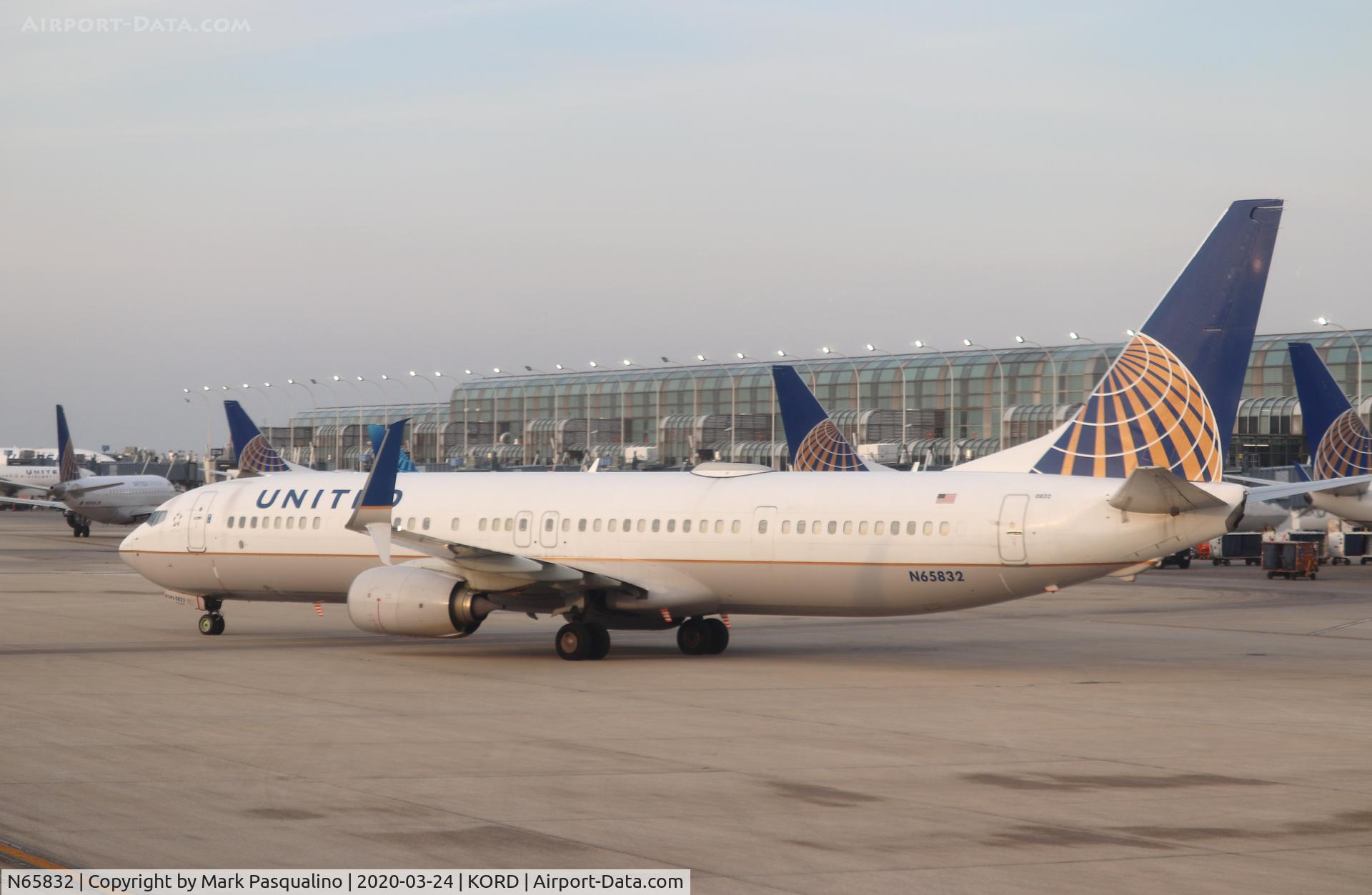 N65832, 2014 Boeing 737-924/ER C/N 44563, Boeing 737-923/ER