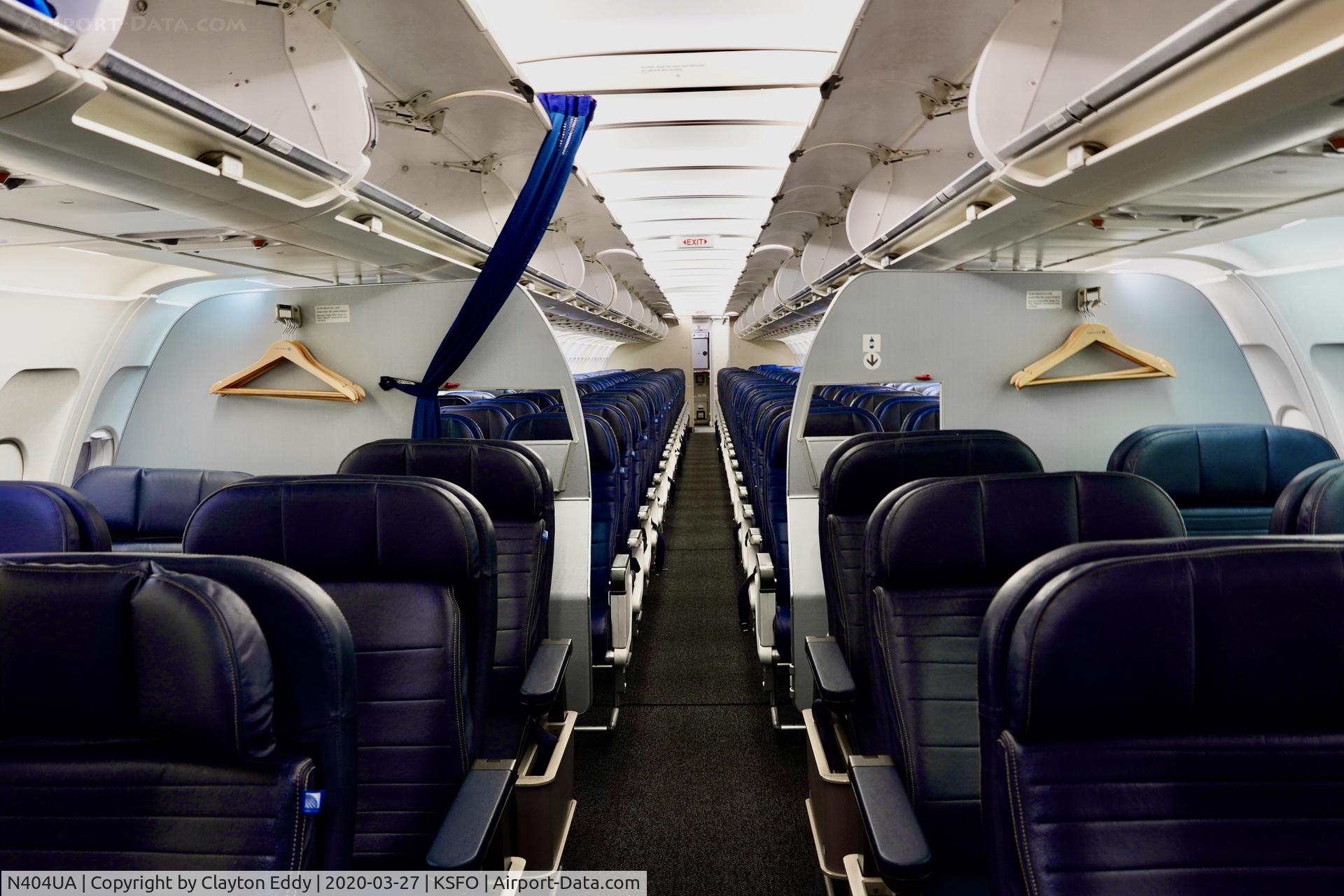 N404UA, 1993 Airbus A320-232 C/N 450, SFO 2020.