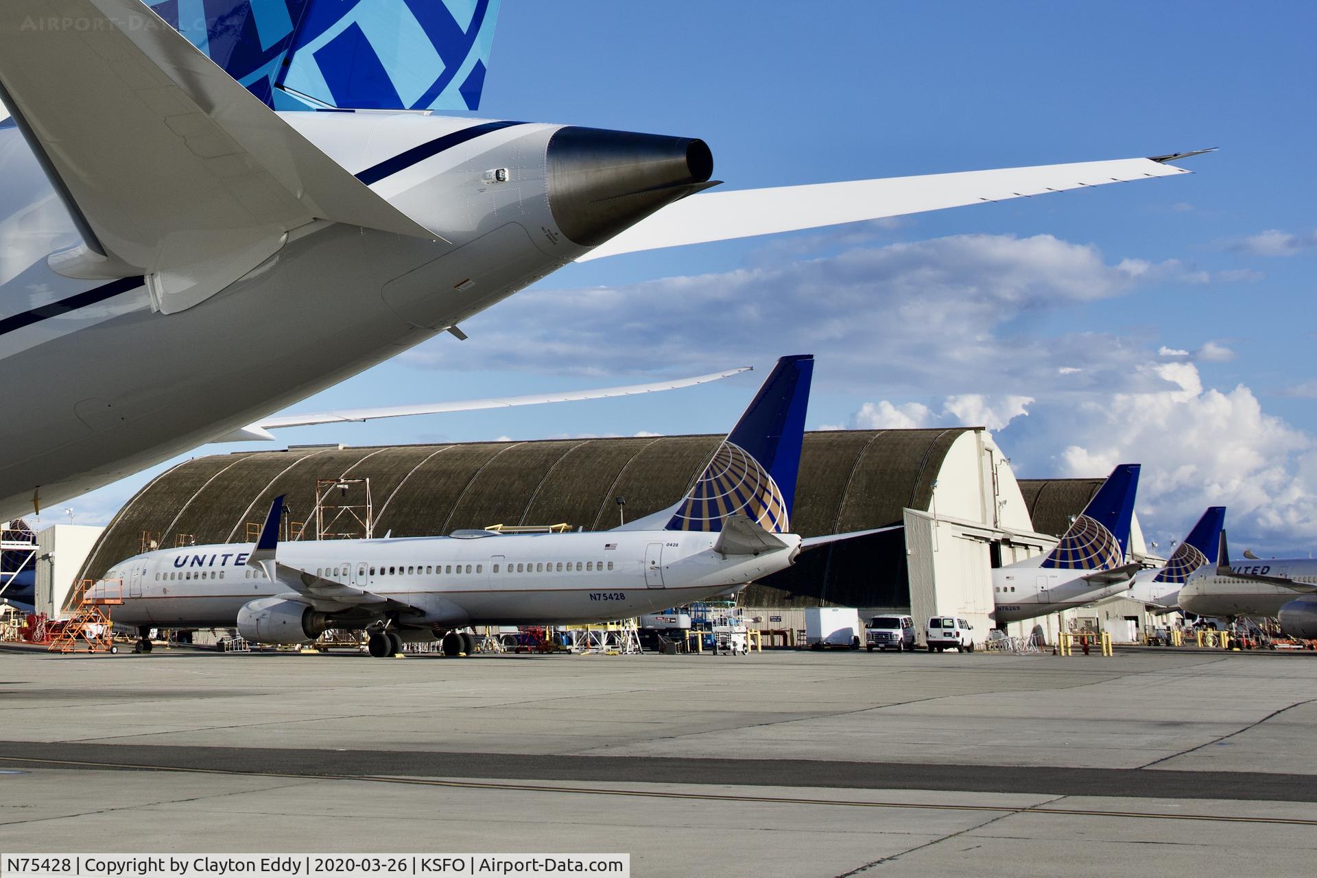 N75428, 2008 Boeing 737-924/ER C/N 31633, SFO 2020.
