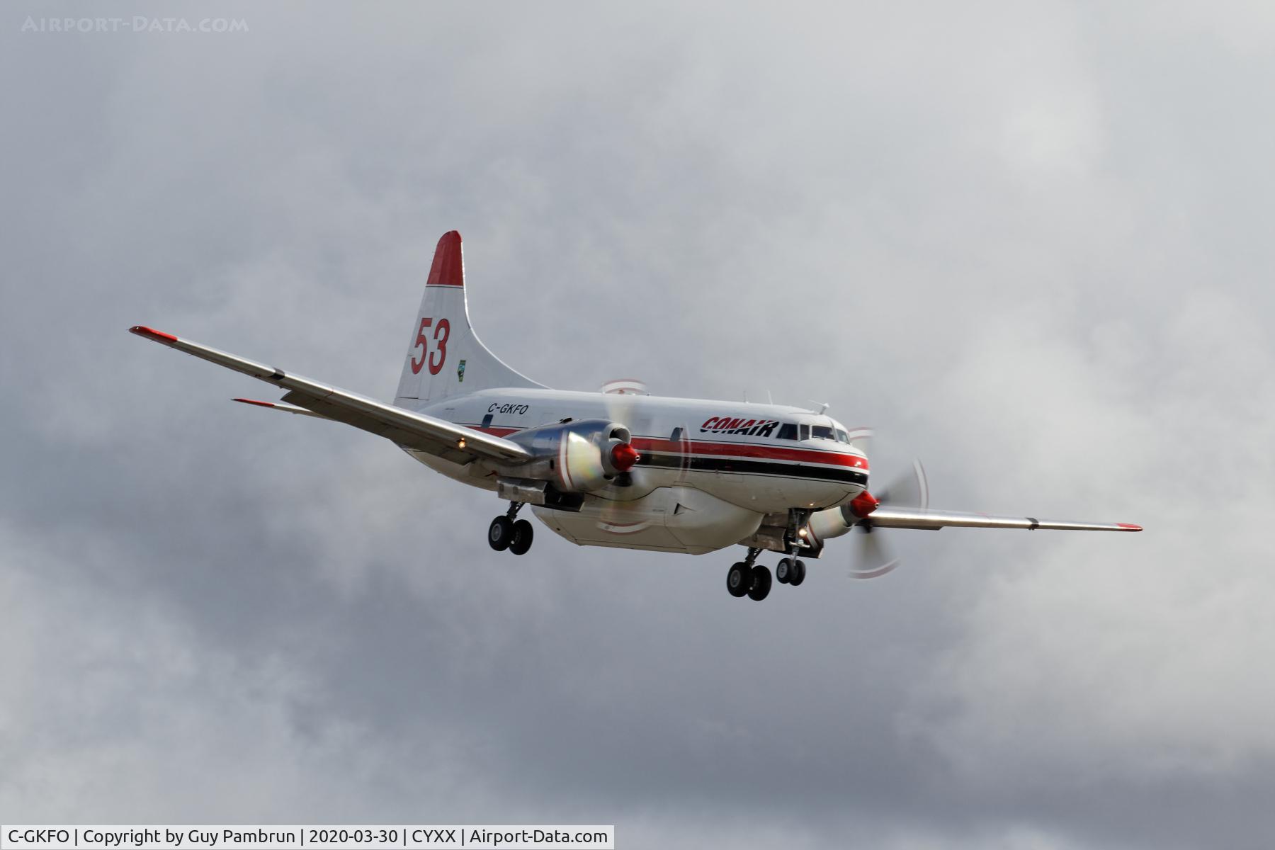 C-GKFO, 1953 Convair CV-580 C/N 78, Landing on 19