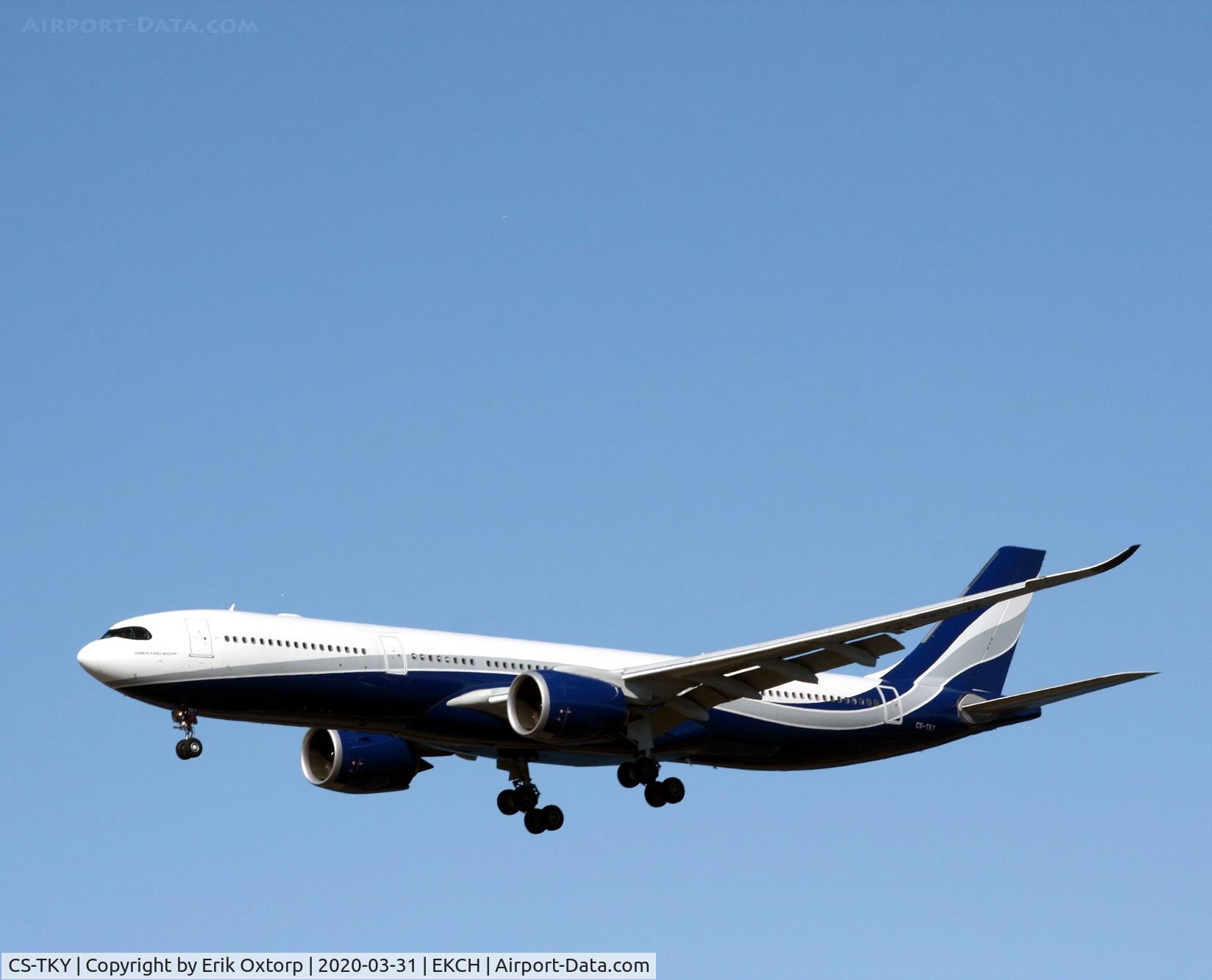 CS-TKY, 2019 Airbus A330-941 C/N 1929, CS-TKY landing rw 22L
First visit in CPH of a A330NEO