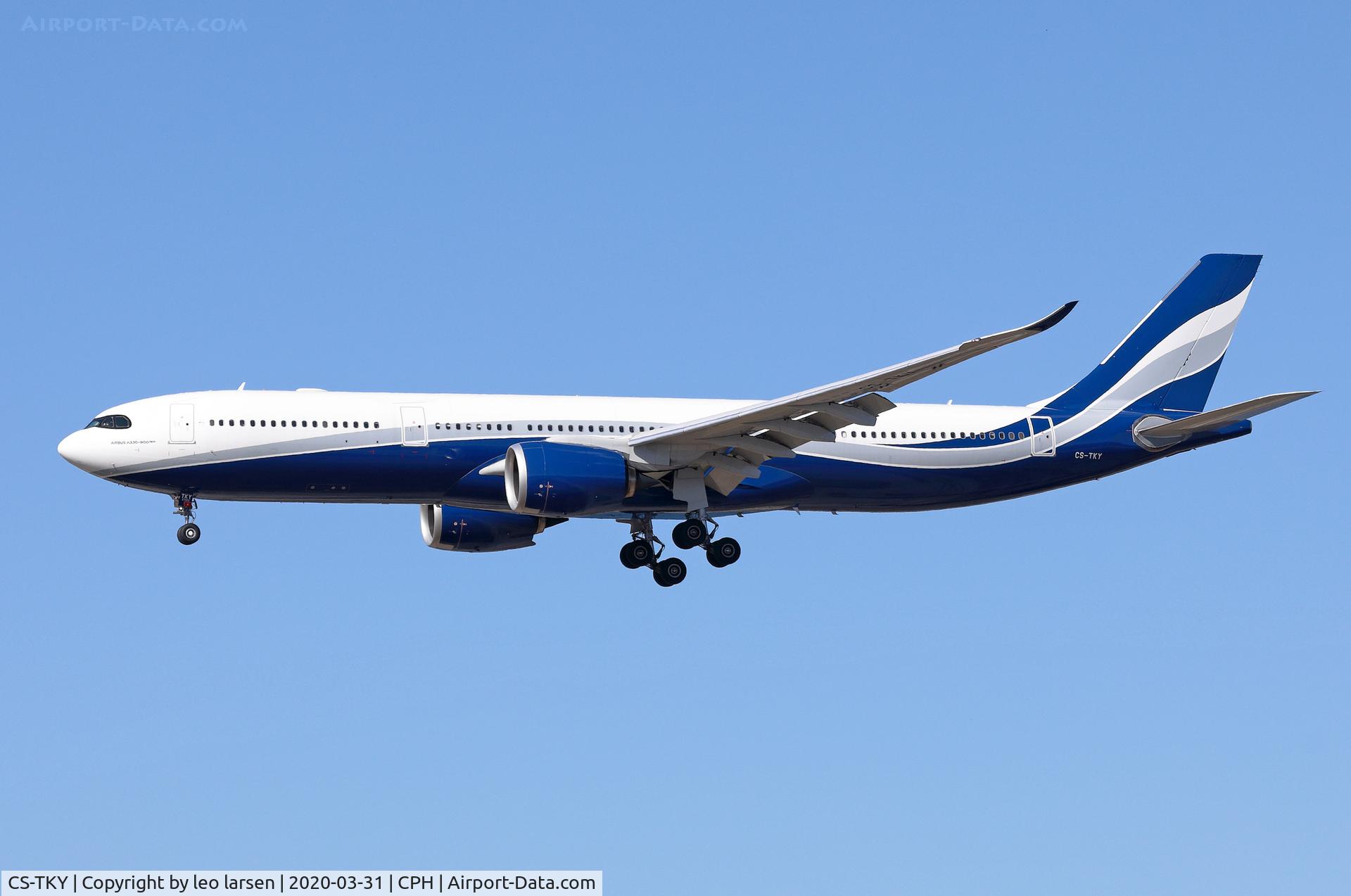 CS-TKY, 2019 Airbus A330-941 C/N 1929, Copenhagen 31.3.2020