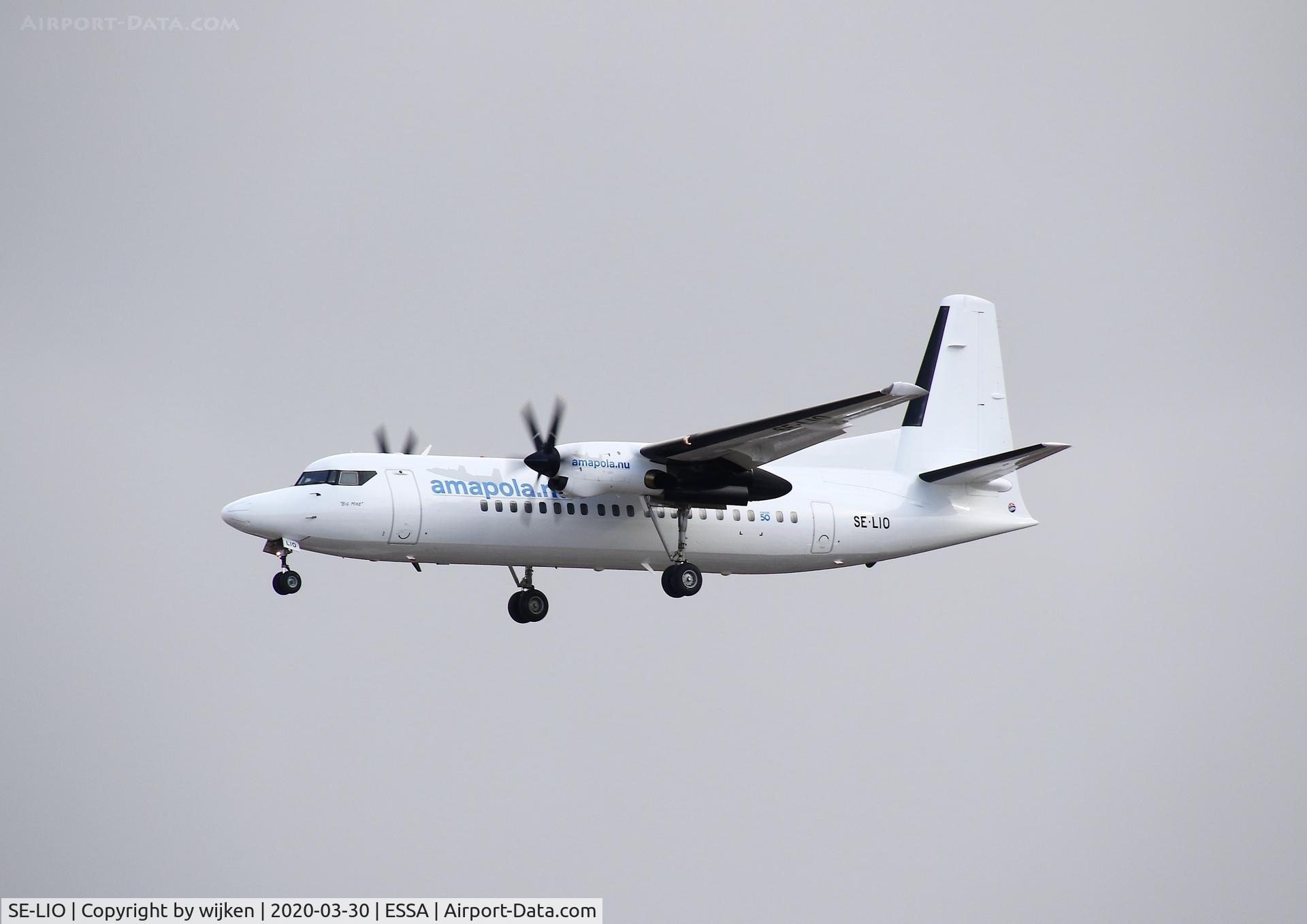 SE-LIO, 1989 Fokker 50 C/N 20146, RWY 01L