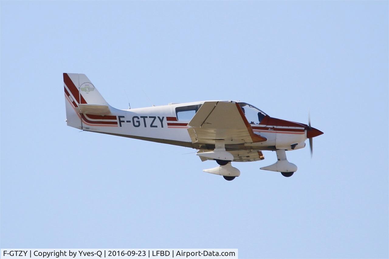 F-GTZY, Robin DR-400-160 Chevalier C/N 2445, Robin DR-400-160 Chevalier, Short approach rwy 05, Bordeaux Mérignac airport (LFBD-BOD)