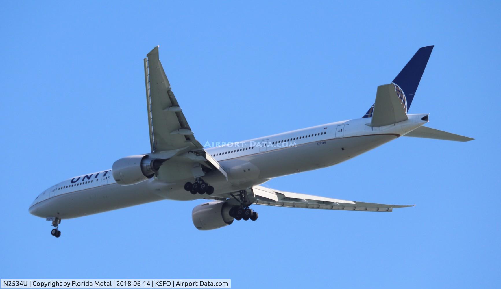 N2534U, 2017 Boeing 777-300/ER C/N 62645, United