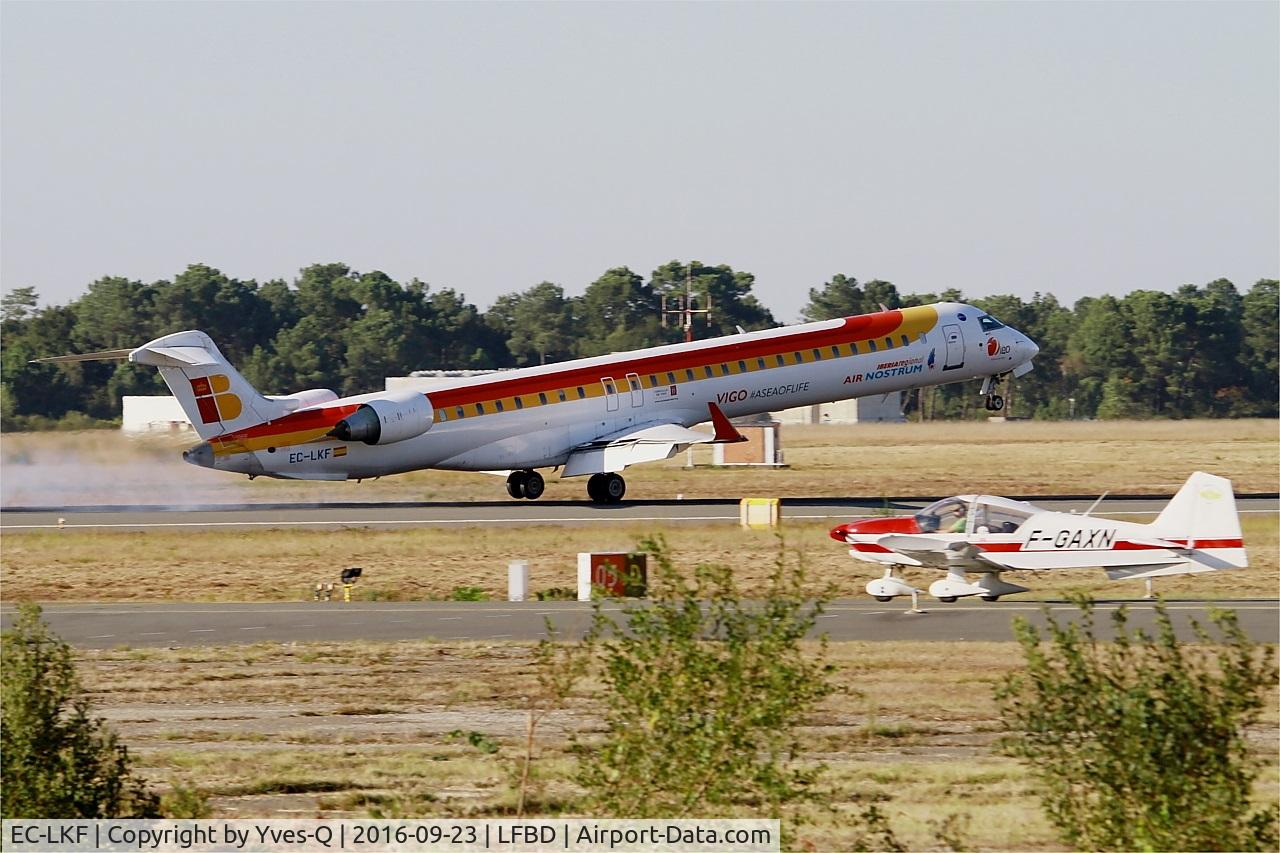 EC-LKF, 2010 Bombardier CRJ-1000ER NG (CL-600-2E25) C/N 19011, Bombardier CRJ-1000ER NG, Landing rwy 05, Bordeaux Mérignac airport (LFBD-BOD)
