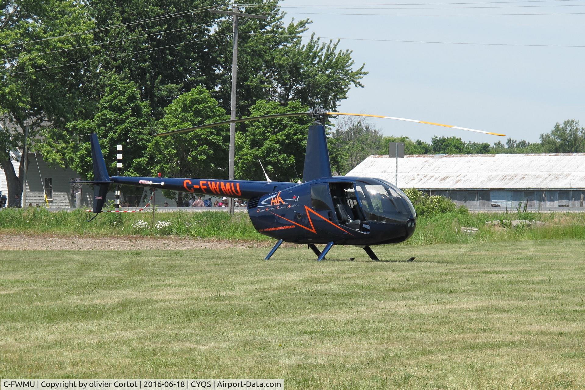 C-FWMU, 2009 Robinson R44 C/N 2023, 2016 airshow