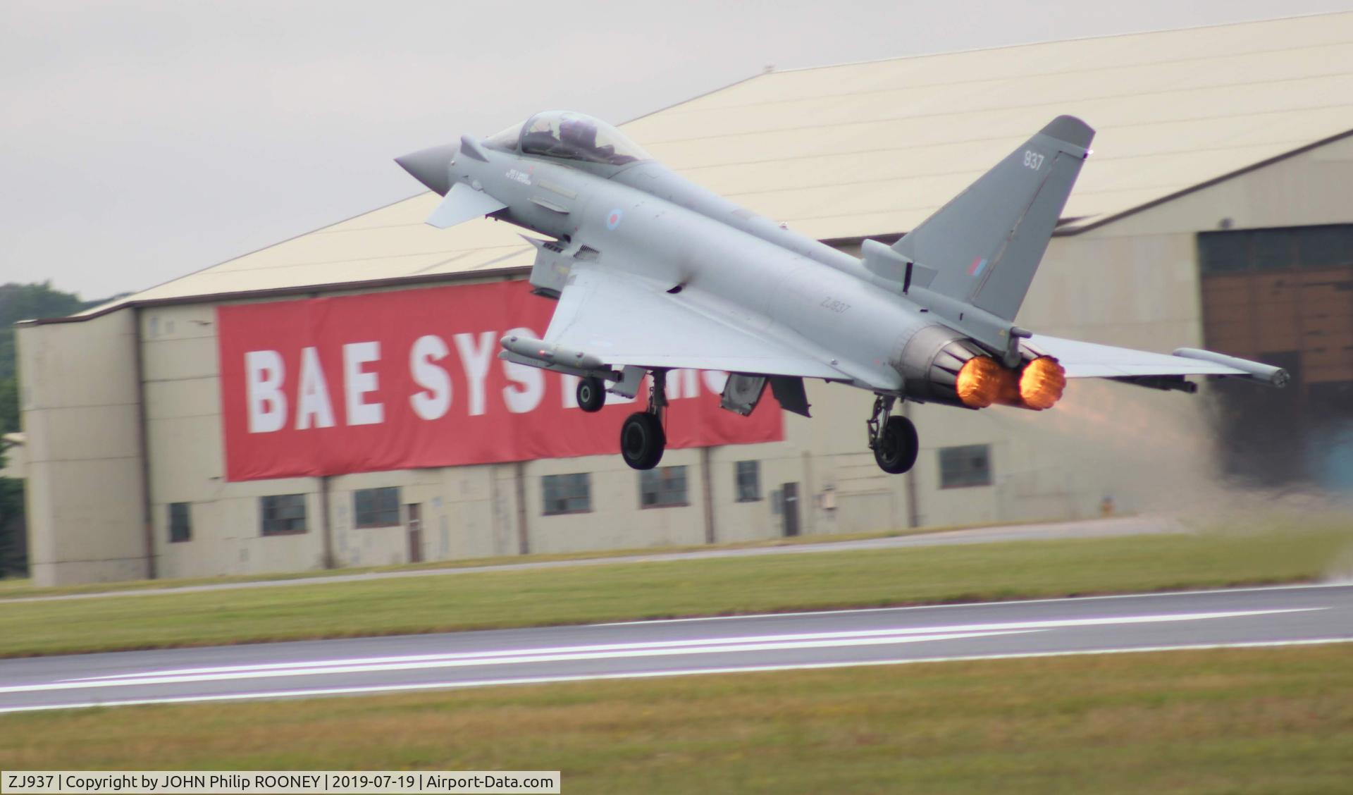 ZJ937, 2007 Eurofighter EF-2000 Typhoon FGR.4 C/N 0121/BS028, FAIRFORD AIRSHOW 2019