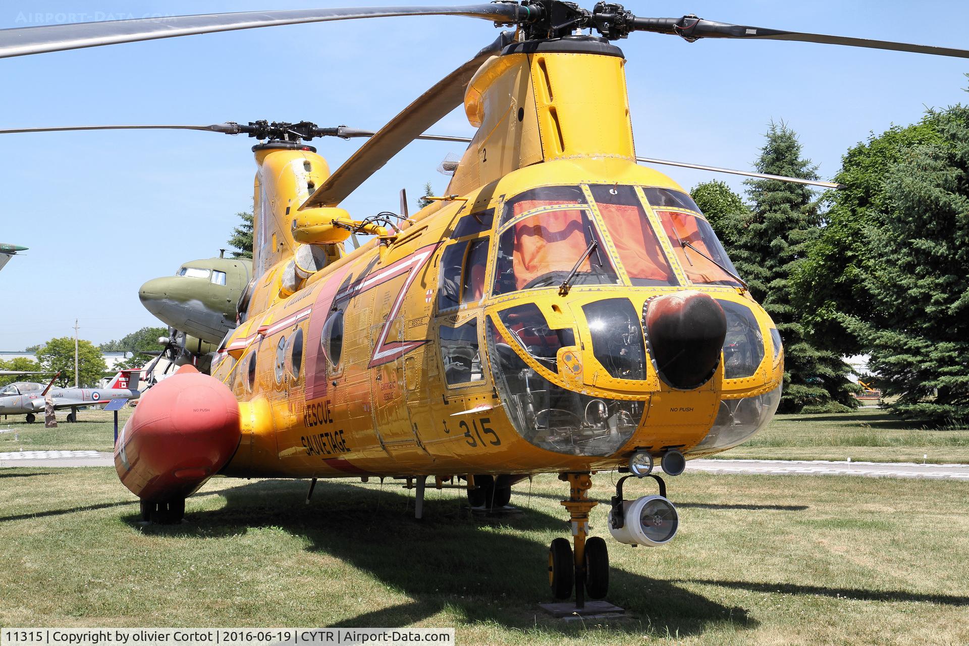 11315, 1971 Boeing Vertol CH-113A Labrador C/N 4009, in good shape, 2016