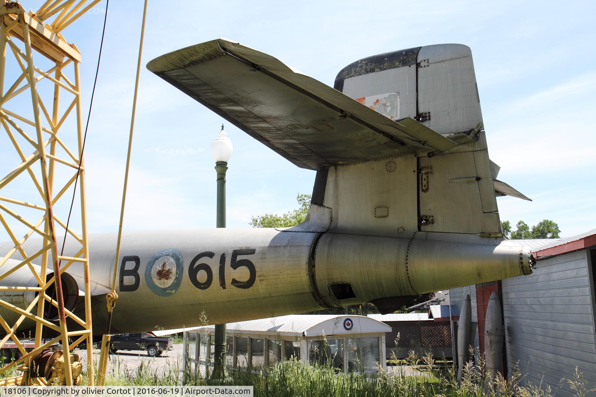 18106, Avro Canada CF-100 Mk.2T Canuck C/N 006, the tail