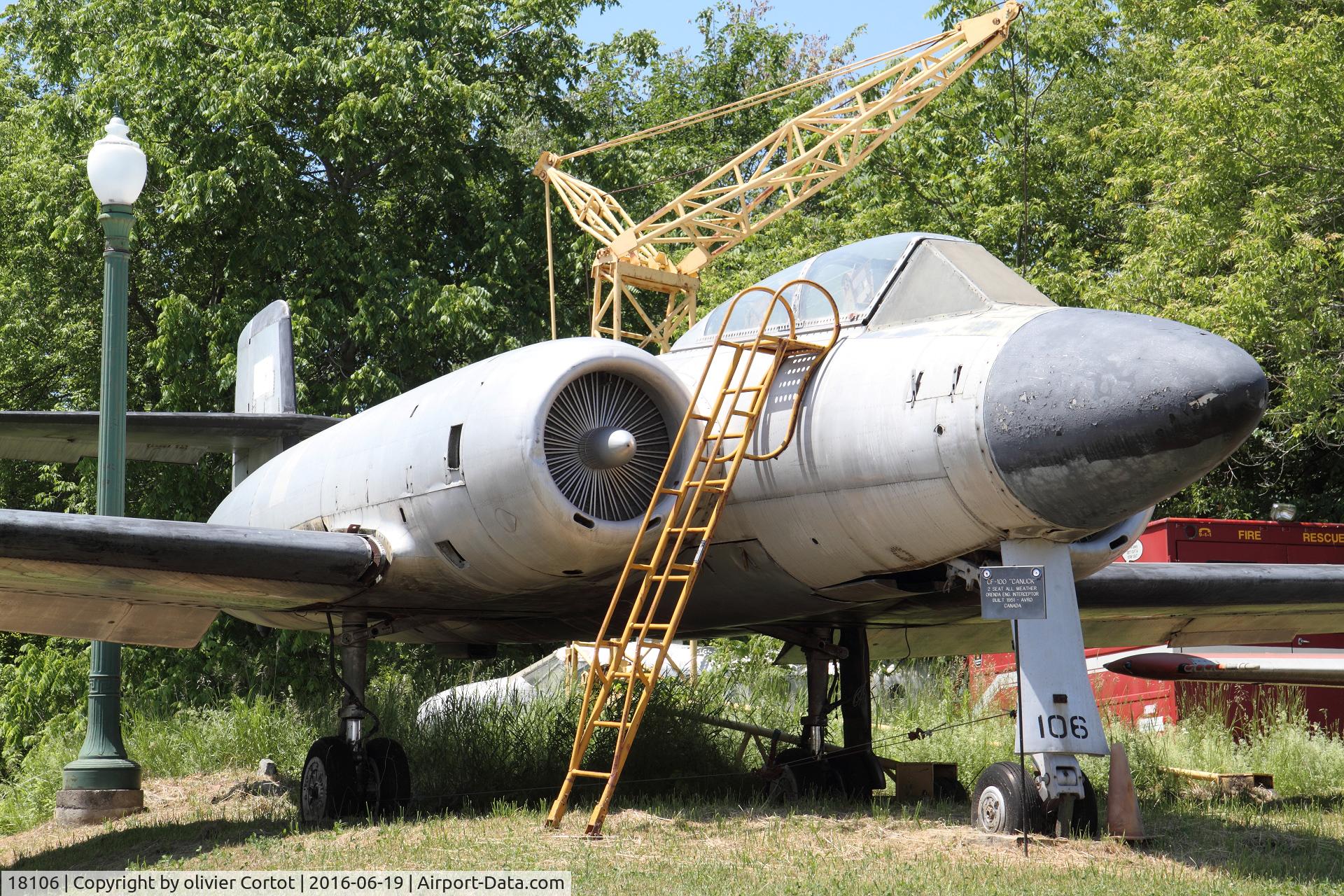 18106, Avro Canada CF-100 Mk.2T Canuck C/N 006, june 2016