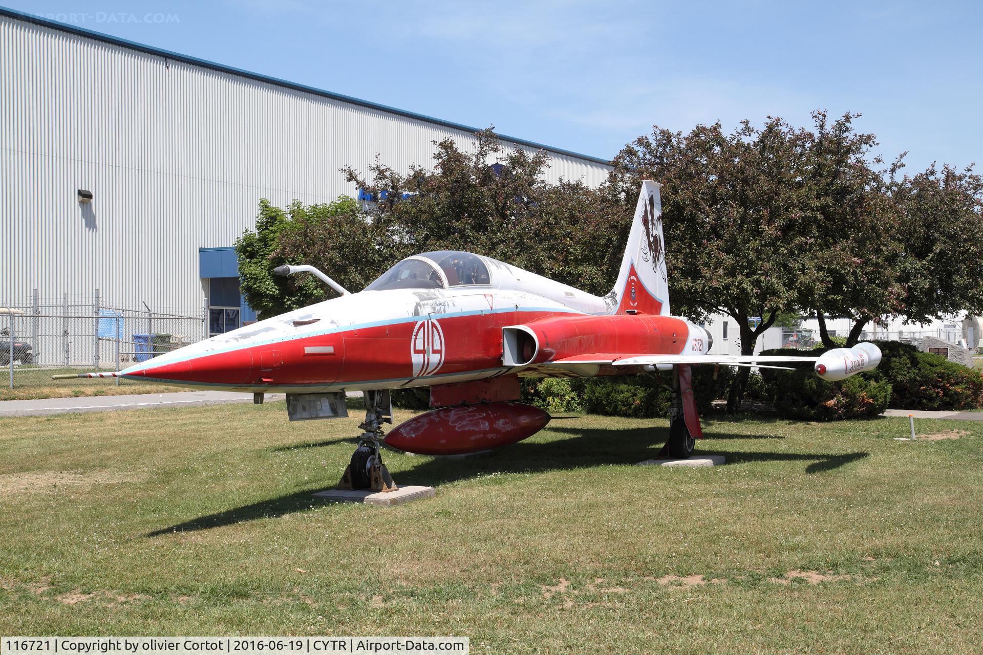116721, Canadair CF-5A C/N 1021, not the real moose