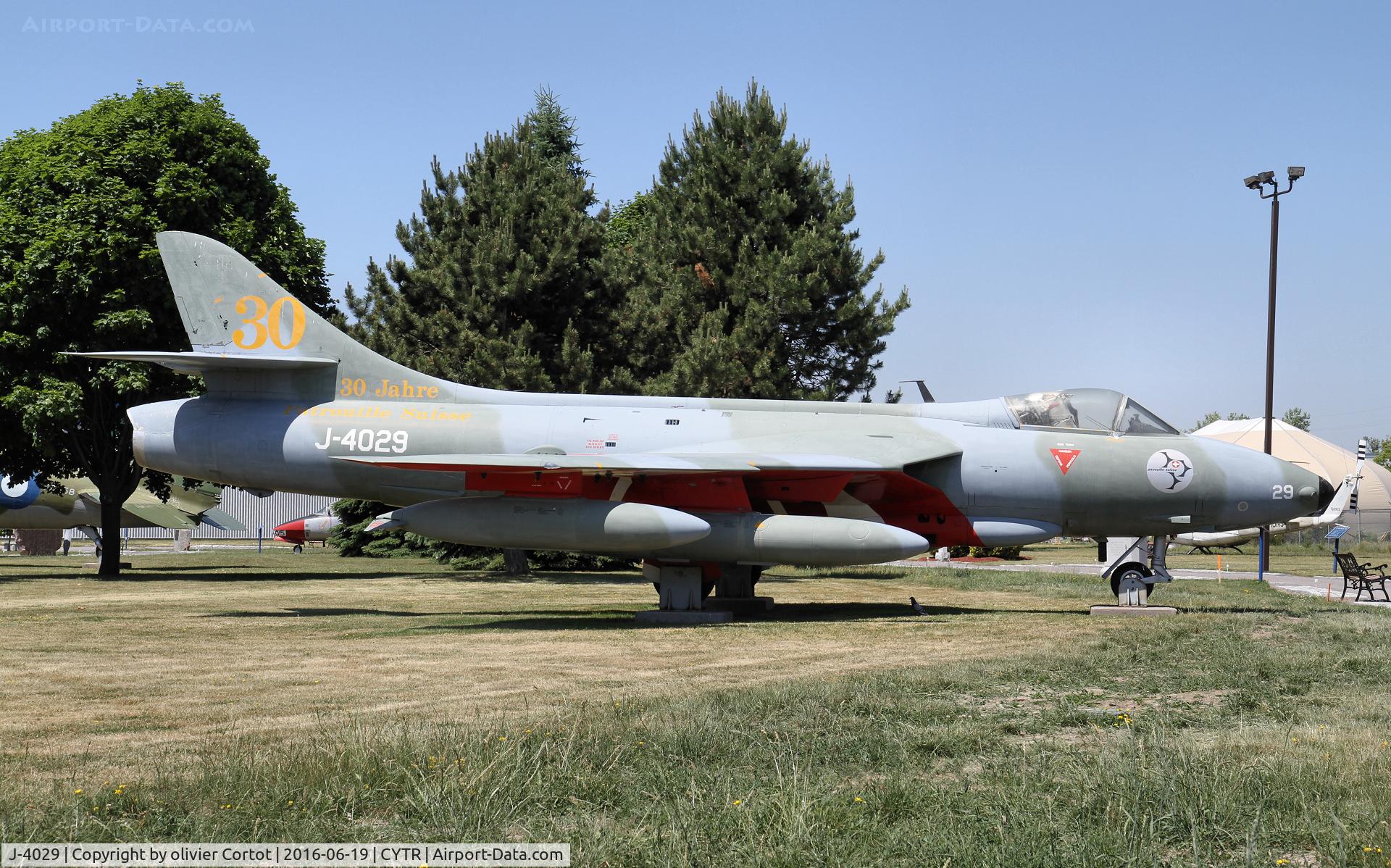 J-4029, Hawker Hunter F.58 C/N 41H-697396, june 2016
