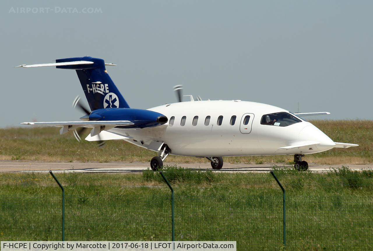 F-HCPE, 2008 Piaggio P-180 Avanti II C/N 1144, Taxiing for runway 02.