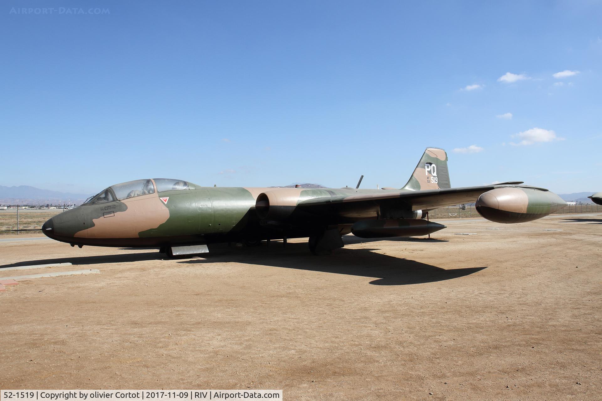 52-1519, 1952 Martin EB-57B Canberra C/N 102, viet nam paint job
