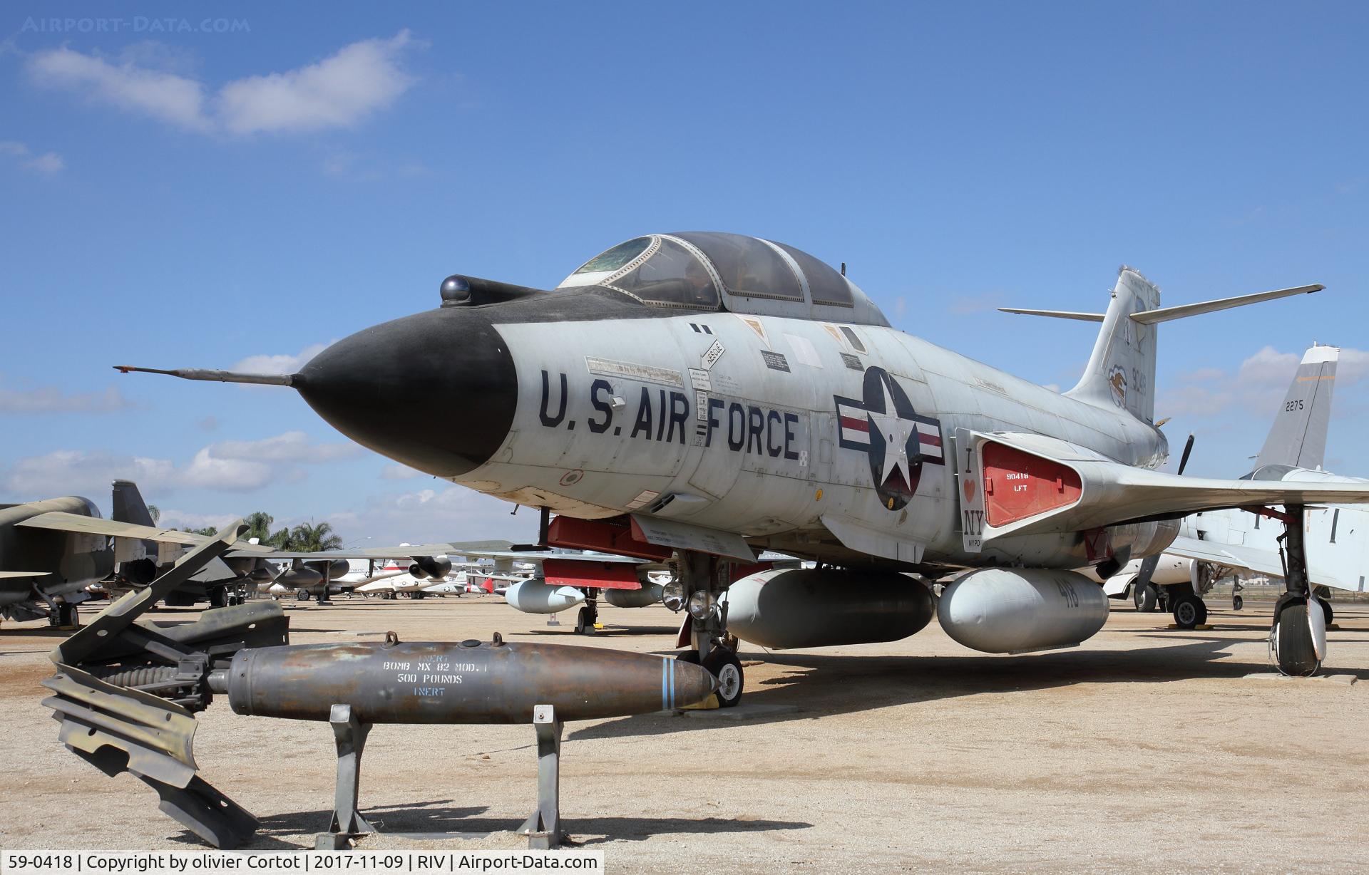 59-0418, 1959 McDonnell F-101B Voodoo C/N 742, A voodoo and a snakeye