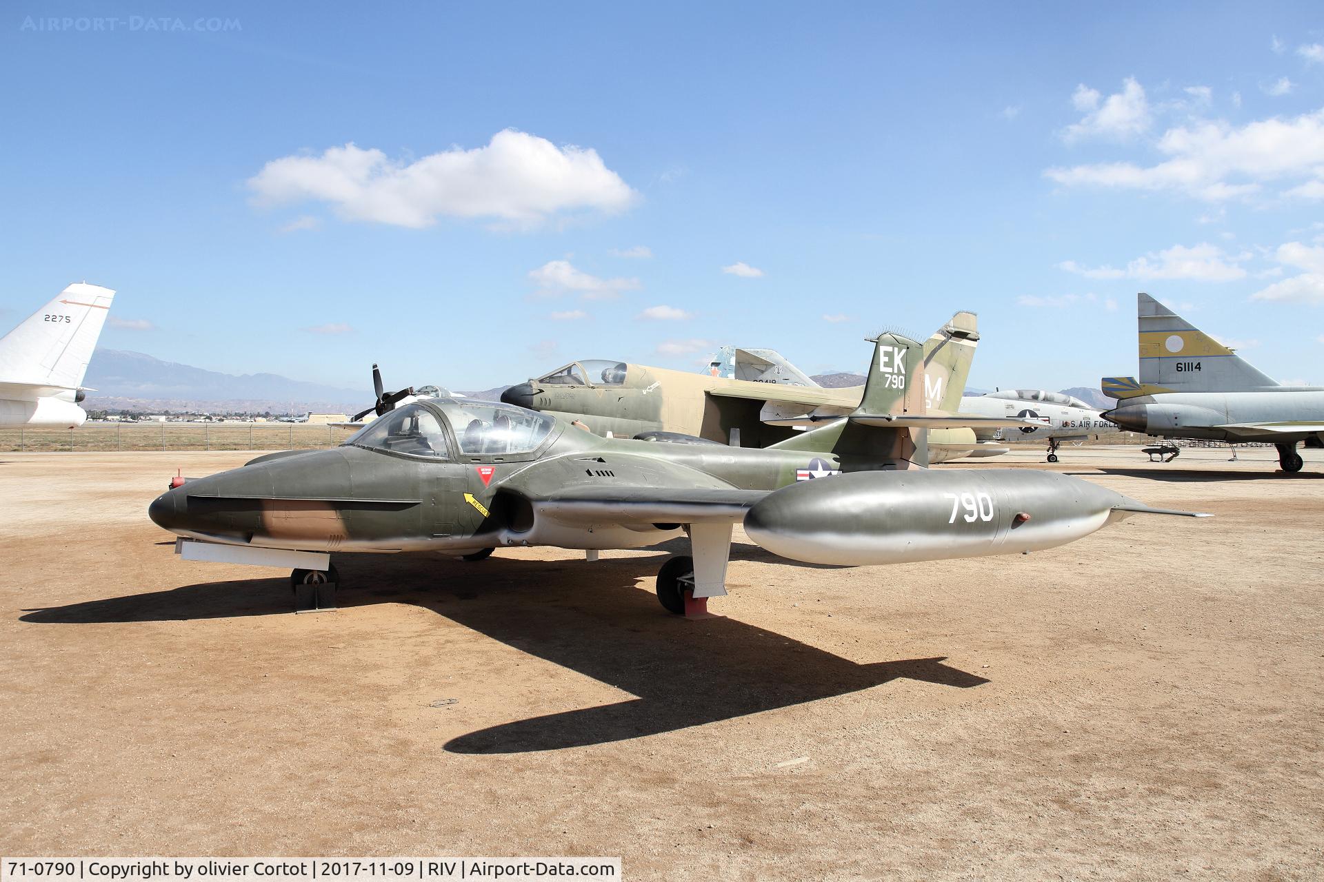 71-0790, 1971 Cessna A-37E C/N 43328, nov 2017