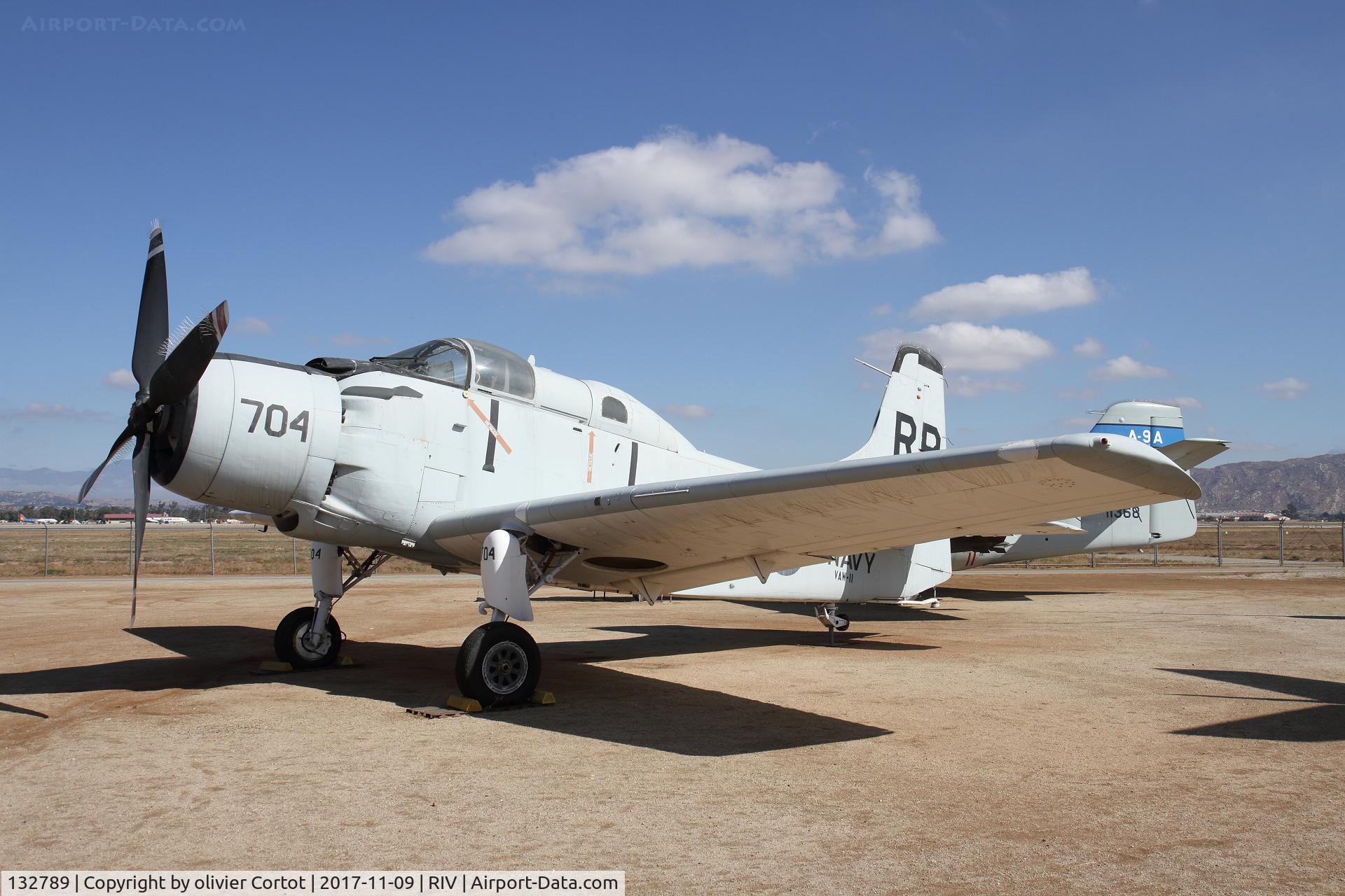 132789, Douglas EA-1E Skyraider C/N 9385, nov 2017