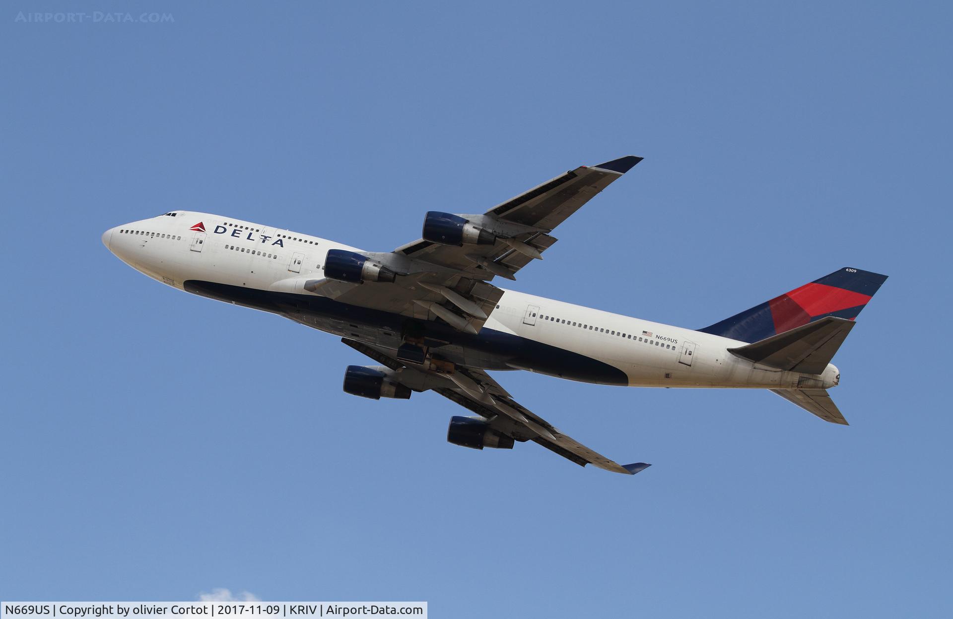 N669US, 1990 Boeing 747-451 C/N 24224, nov 2017