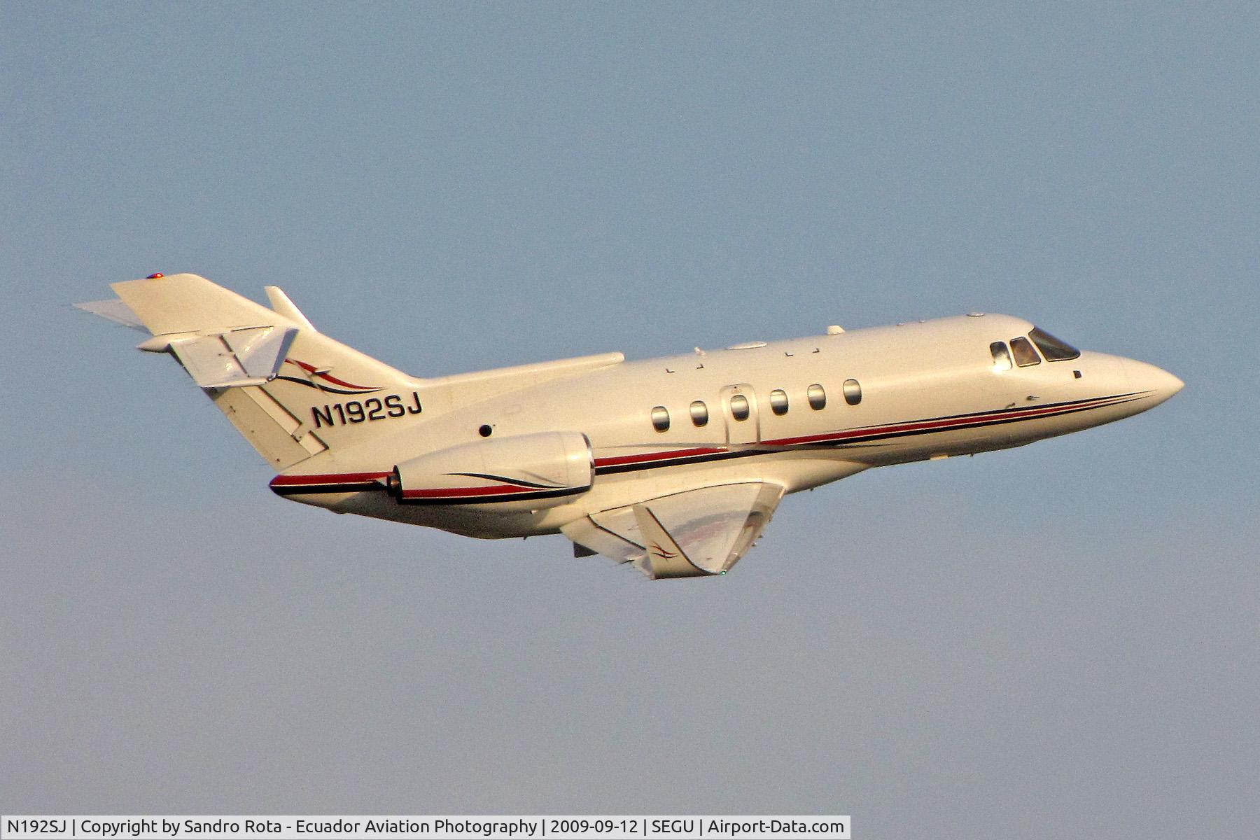N192SJ, 1991 British Aerospace BAe.125-800A C/N 258192, Friends doing a low fly-by for us plane spotters.  Results speak for themselves.