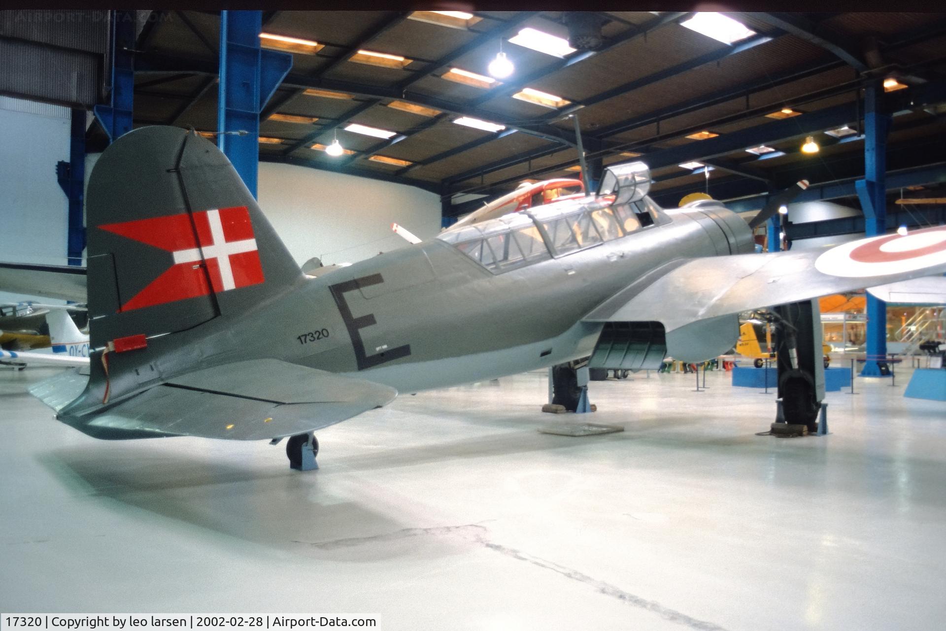 17320, Saab B17C C/N 17320, Helsingør Museum 28.2.2002.ex SE-BWC