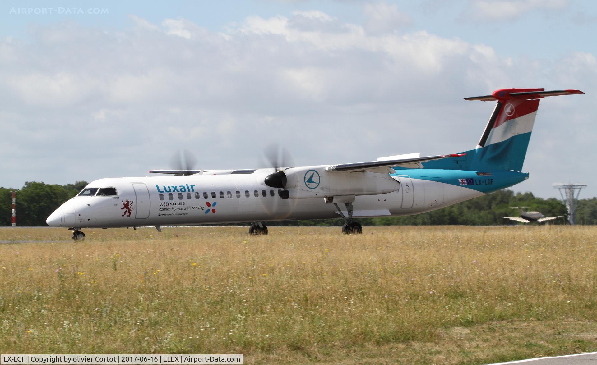 LX-LGF, 2011 De Havilland Canada DHC-8-402Q Dash 8 C/N 4349, june 2017