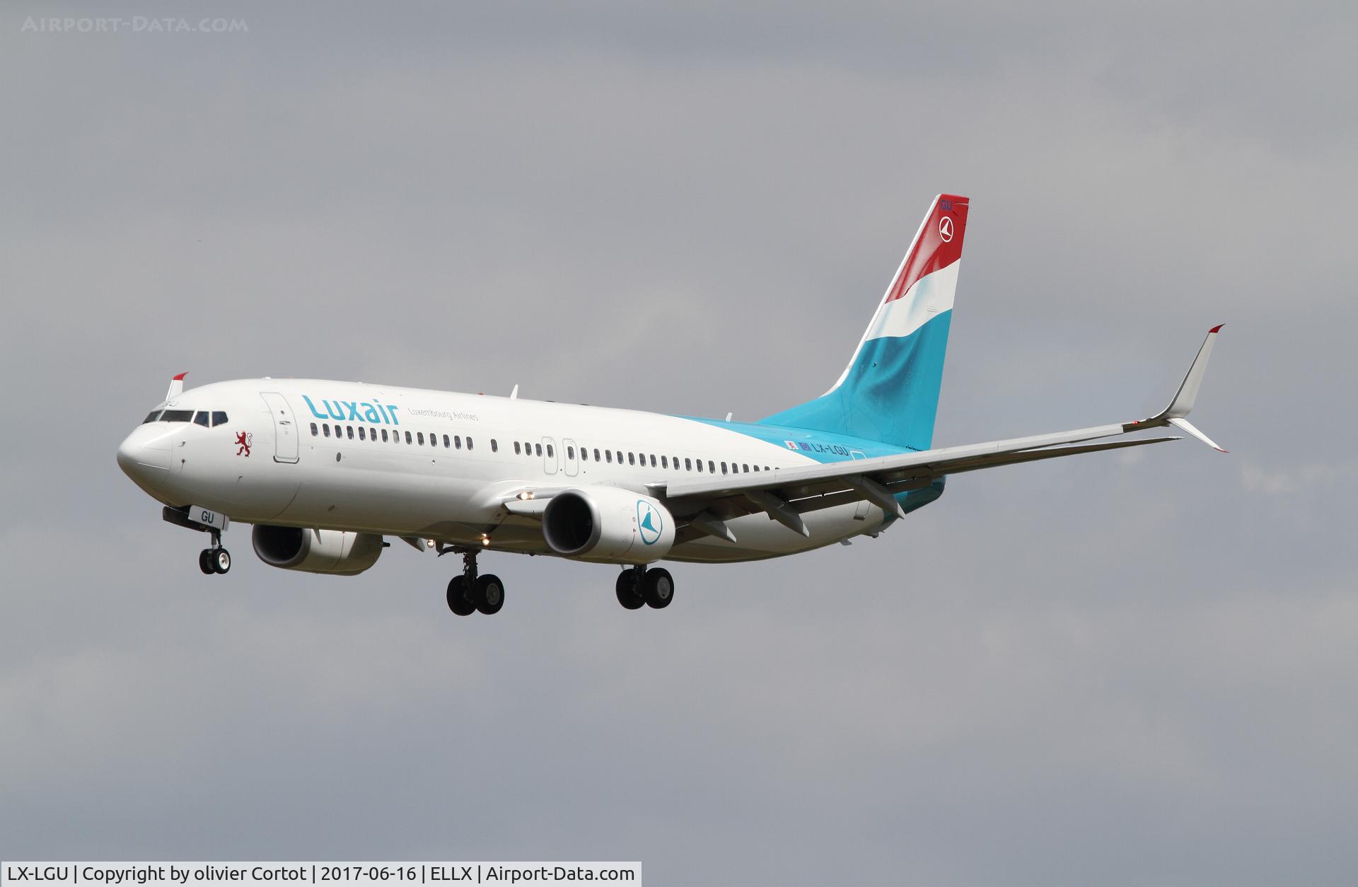 LX-LGU, 2012 Boeing 737-8C9 C/N 41047, june 2017