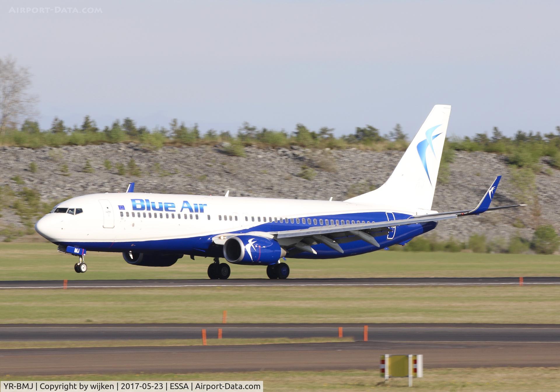 YR-BMJ, 2010 Boeing 737-82R C/N 40696, RWY 01R