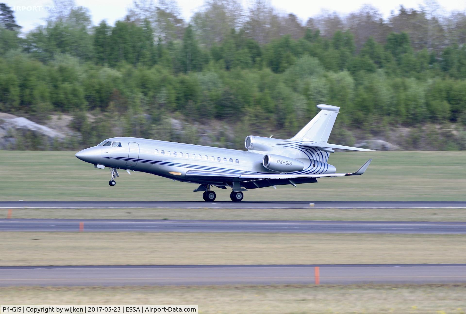 P4-GIS, 2011 Dassault Falcon 7X C/N 139, RWY 01R