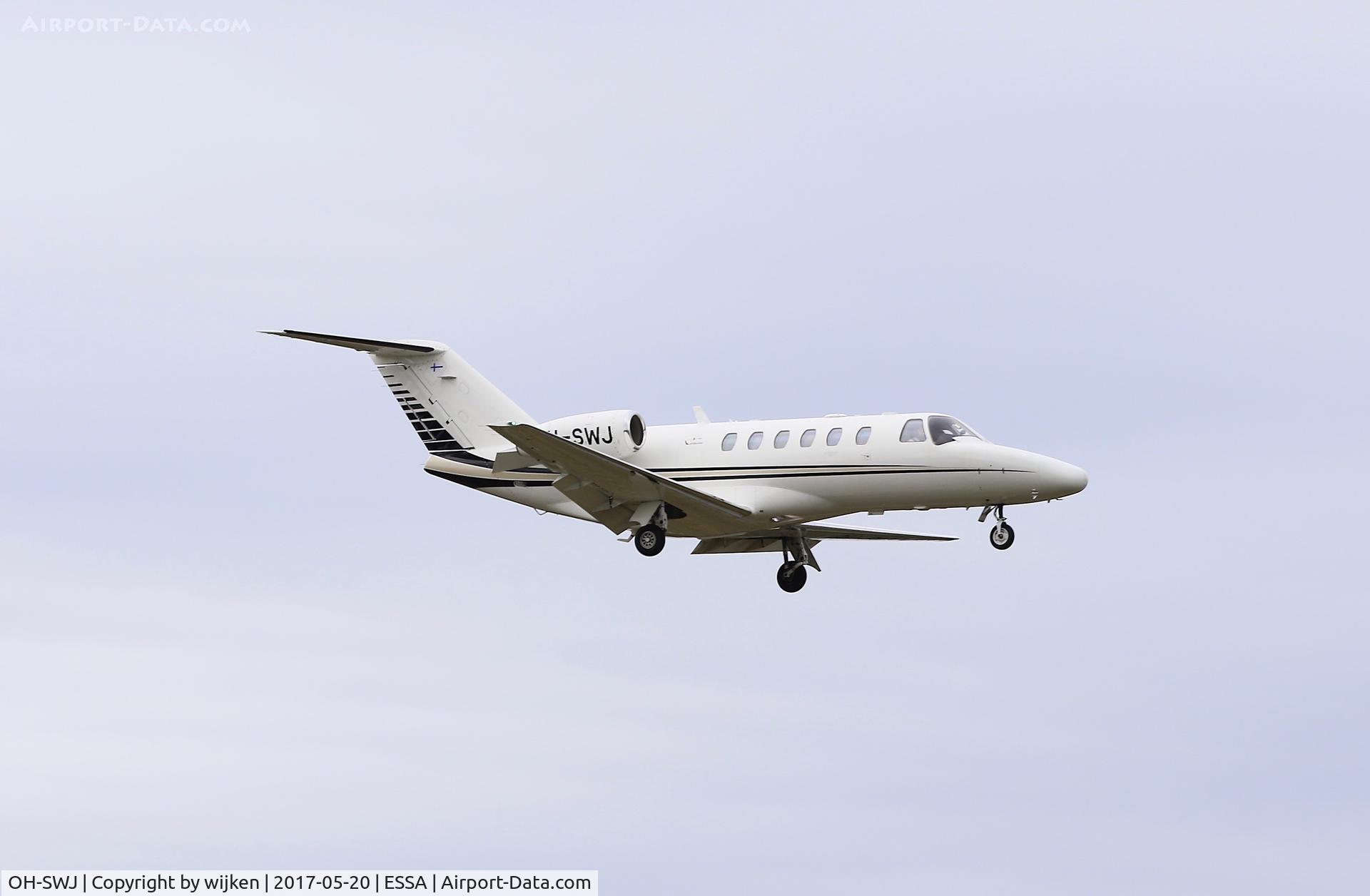OH-SWJ, 2009 Cessna 525 CitationJet CJ2+ C/N 525A0443, RWY 01L