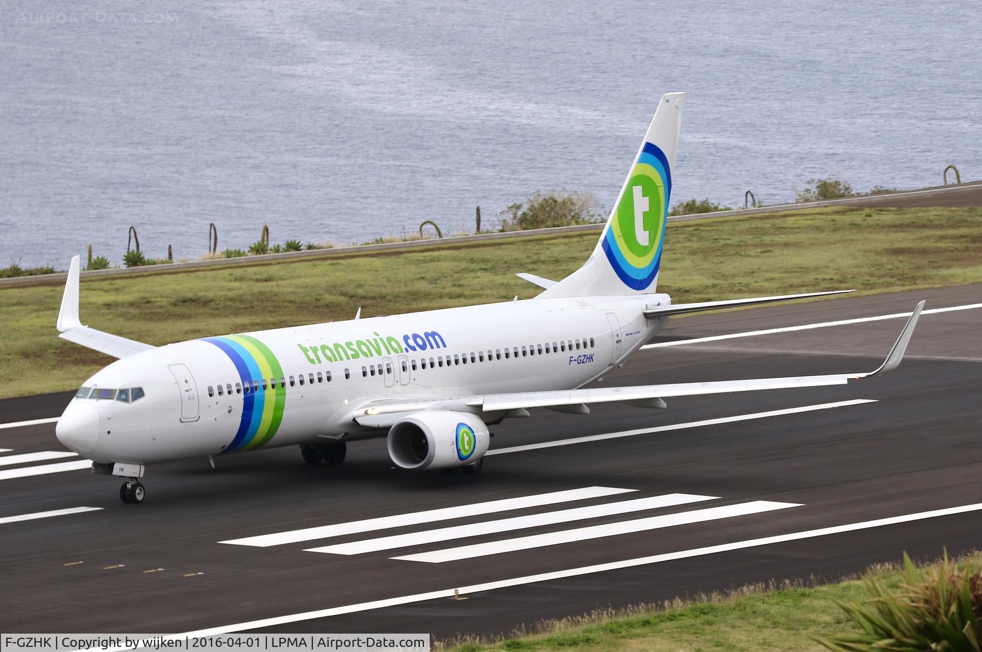 F-GZHK, 2014 Boeing 737-8K2 C/N 37790, RWY 05
