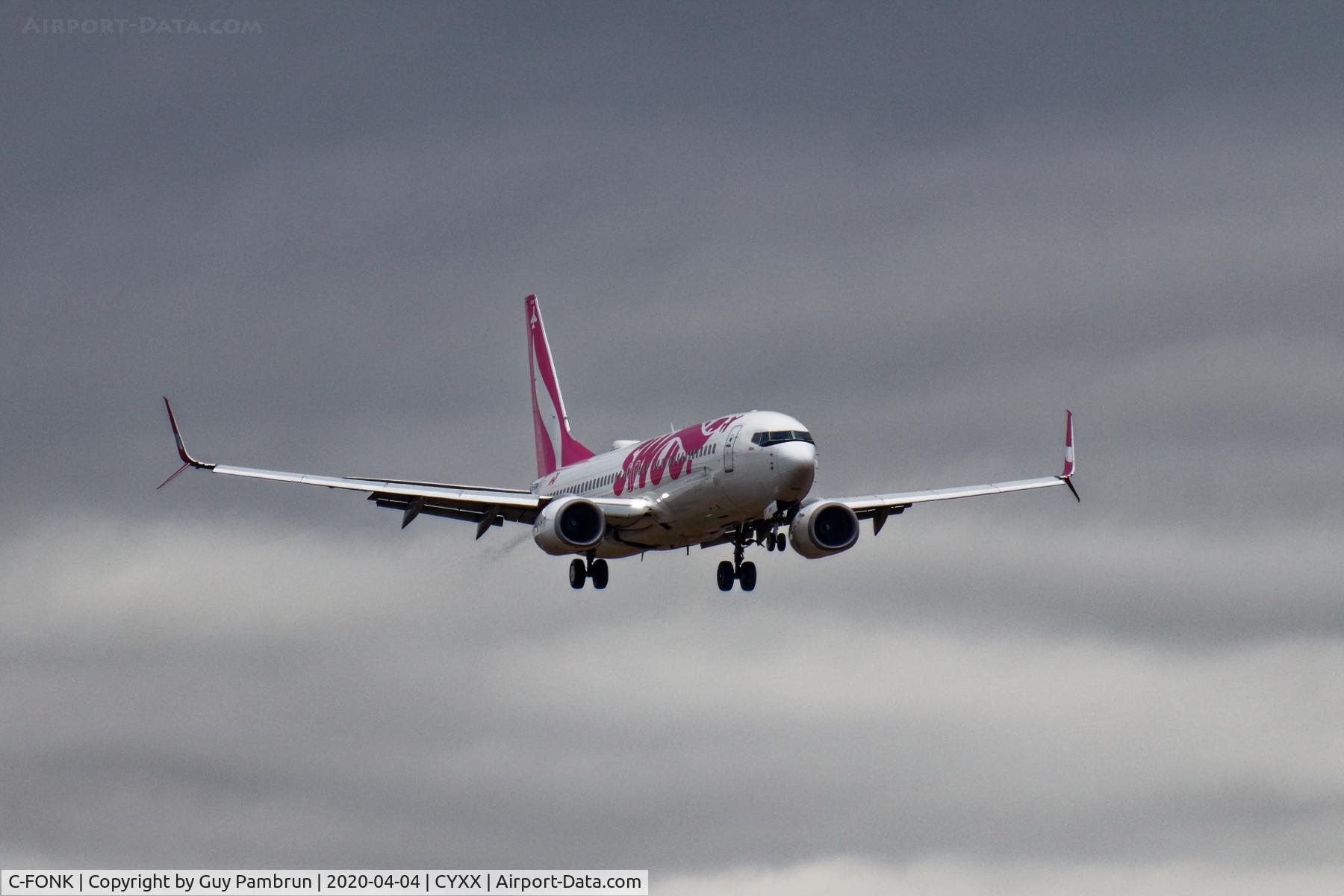C-FONK, 2015 Boeing 737-8CT C/N 40835, Landing