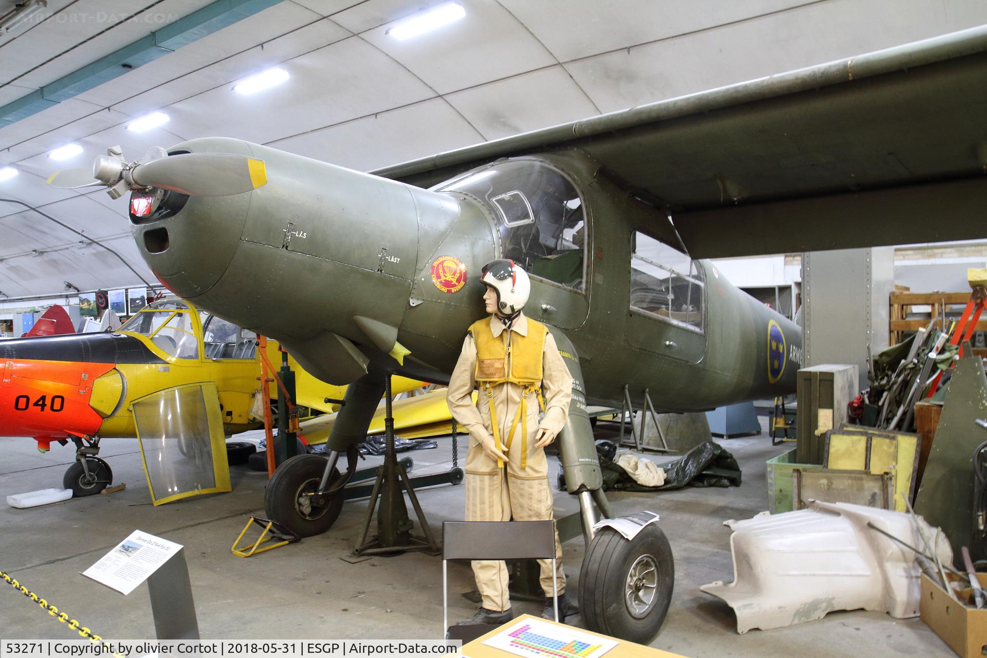 53271, Dornier Do-27A-4 C/N 2099, seen in 2018, with wings :)