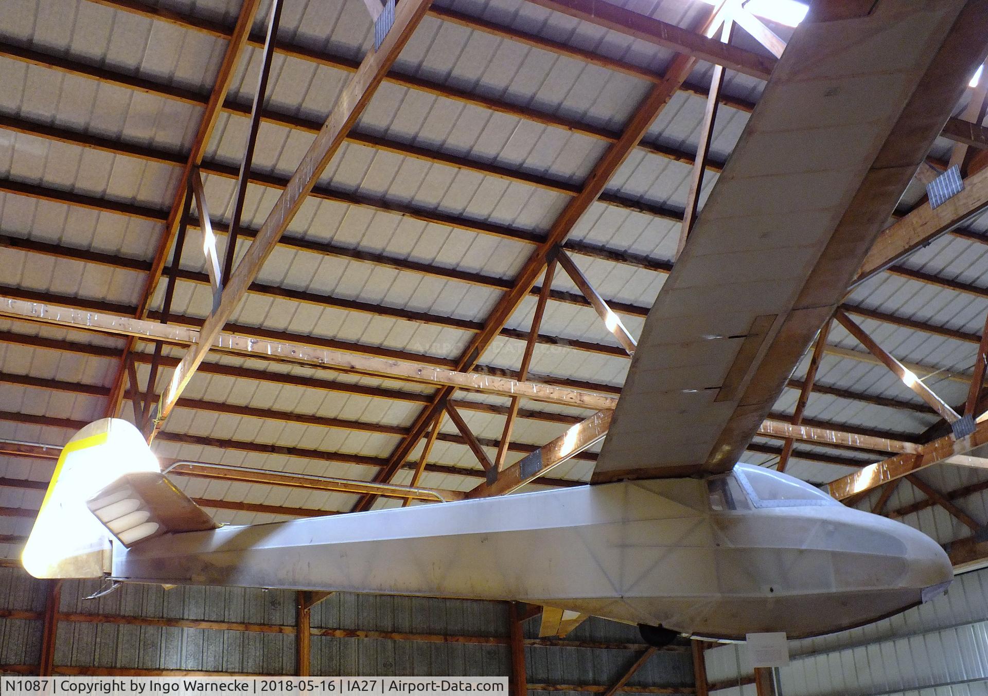 N1087, 1967 Scheibe L-Spatz 55 C/N 71, Scheibe L-Spatz 55 at the Airpower Museum at Antique Airfield, Blakesburg/Ottumwa IA