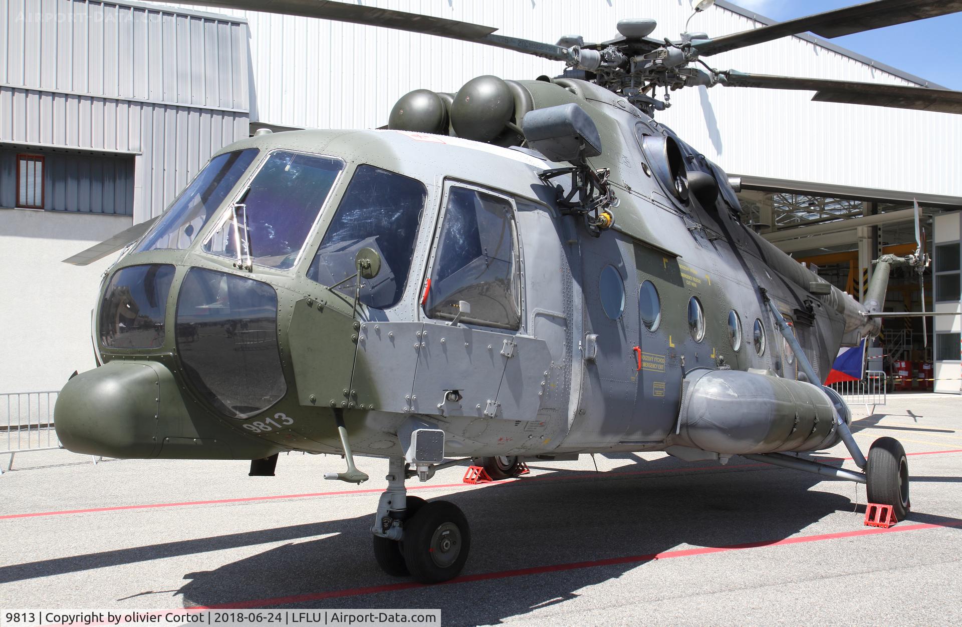 9813, Mil Mi-171Sh Hip C/N 59489619813, Valence airshow