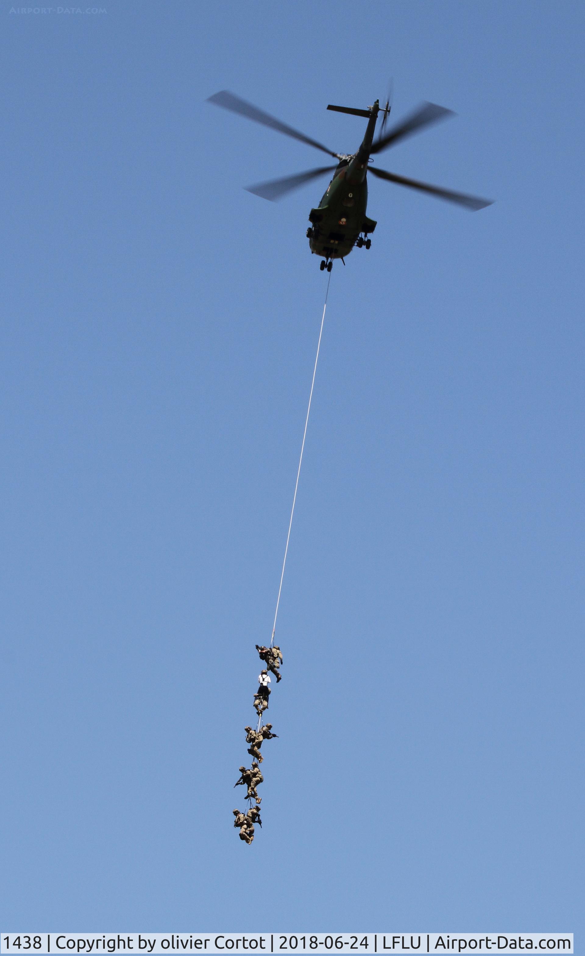 1438, Aérospatiale SA-330B Puma C/N 1438, commandos transport