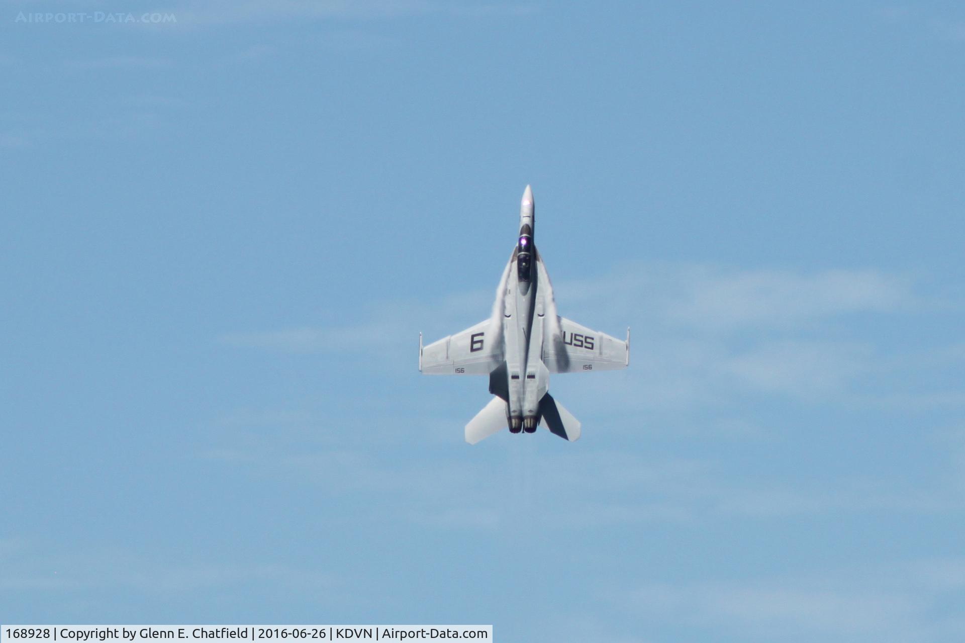 168928, Boeing F/A-18F Super Hornet C/N F274, At the Davenport, IA Air show