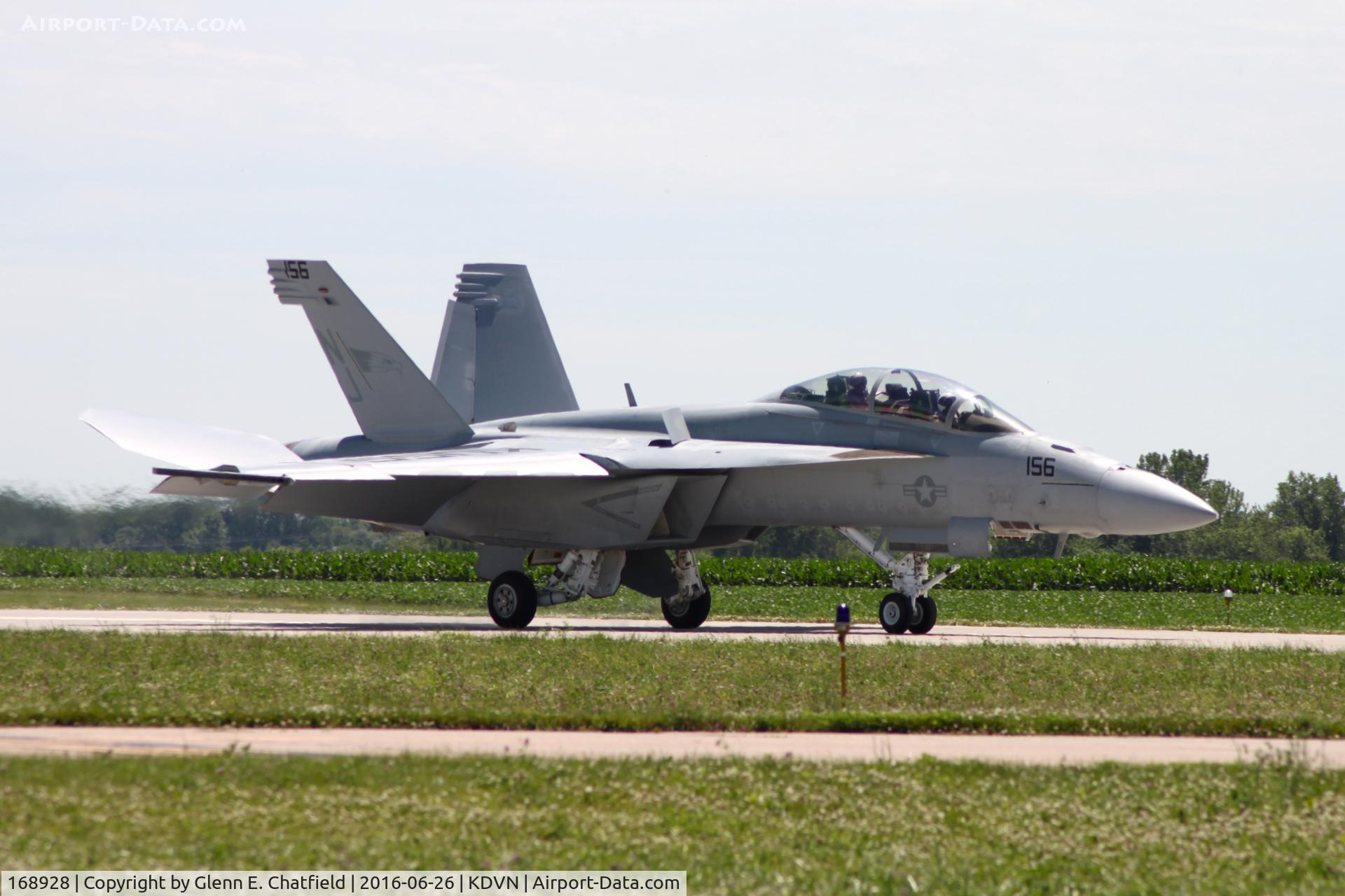 168928, Boeing F/A-18F Super Hornet C/N F274, At the Davenport, IA Air show