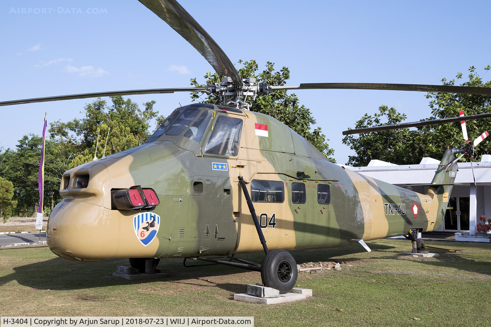 H-3404, Sikorsky S-58T C/N 58-1173, On display at Museum Pusat TNI-AU Dirgantara Mandala.