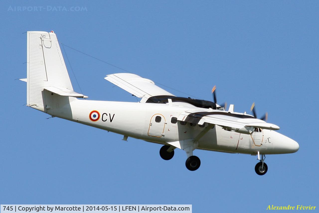 745, 1981 De Havilland Canada DHC-6-300 Twin Otter C/N 745, F-RACV.