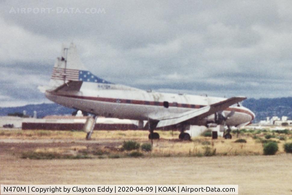 N470M, 1951 Martin 404 C/N 14109, North Field Oakland Airport 1991.