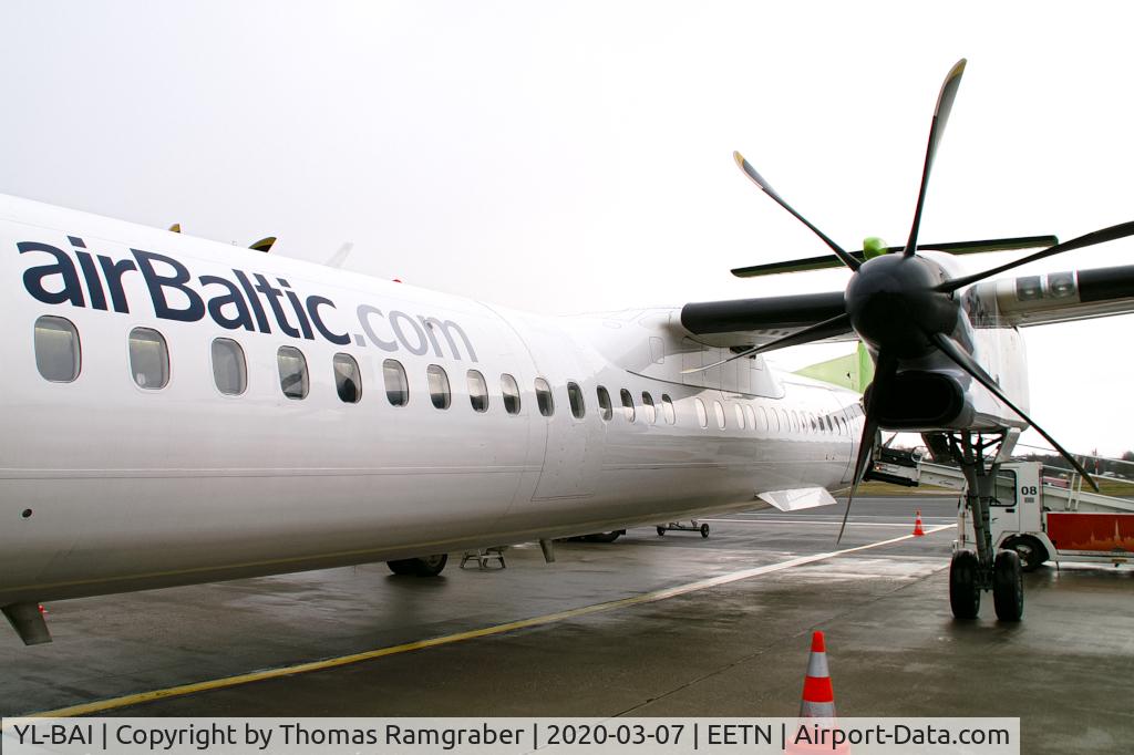 YL-BAI, 2010 De Havilland Canada DHC-8-402Q Dash 8 Dash 8 C/N 4302, Air Baltic De Havilland Canada Dash 8-400