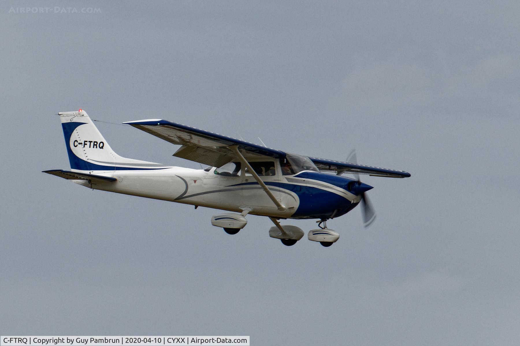 C-FTRQ, 1978 Cessna 172N C/N 17270652, Landing on 19